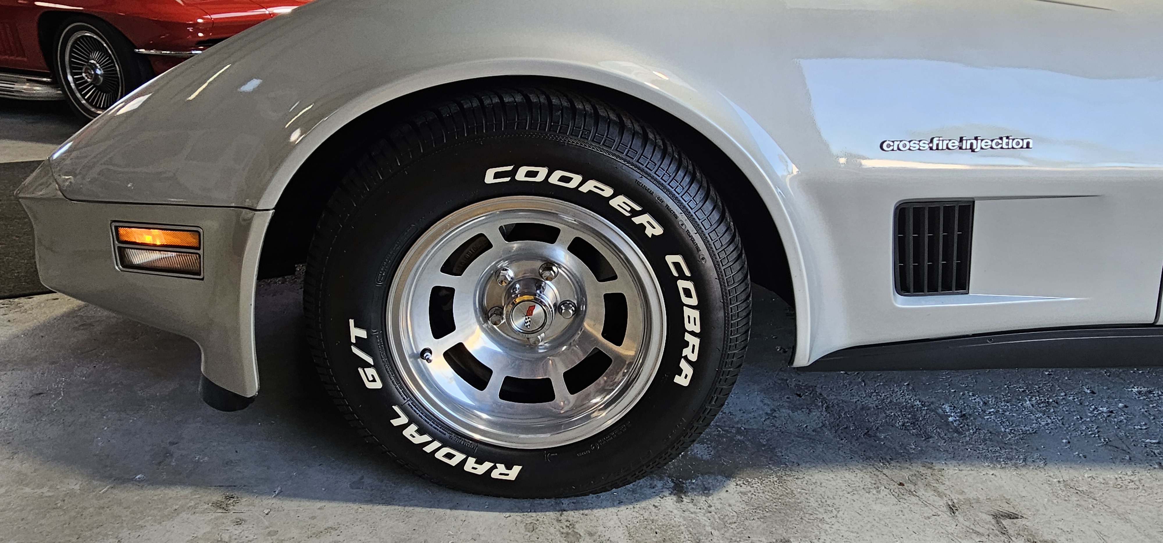 1982 CHEVROLET CORVETTE 29
