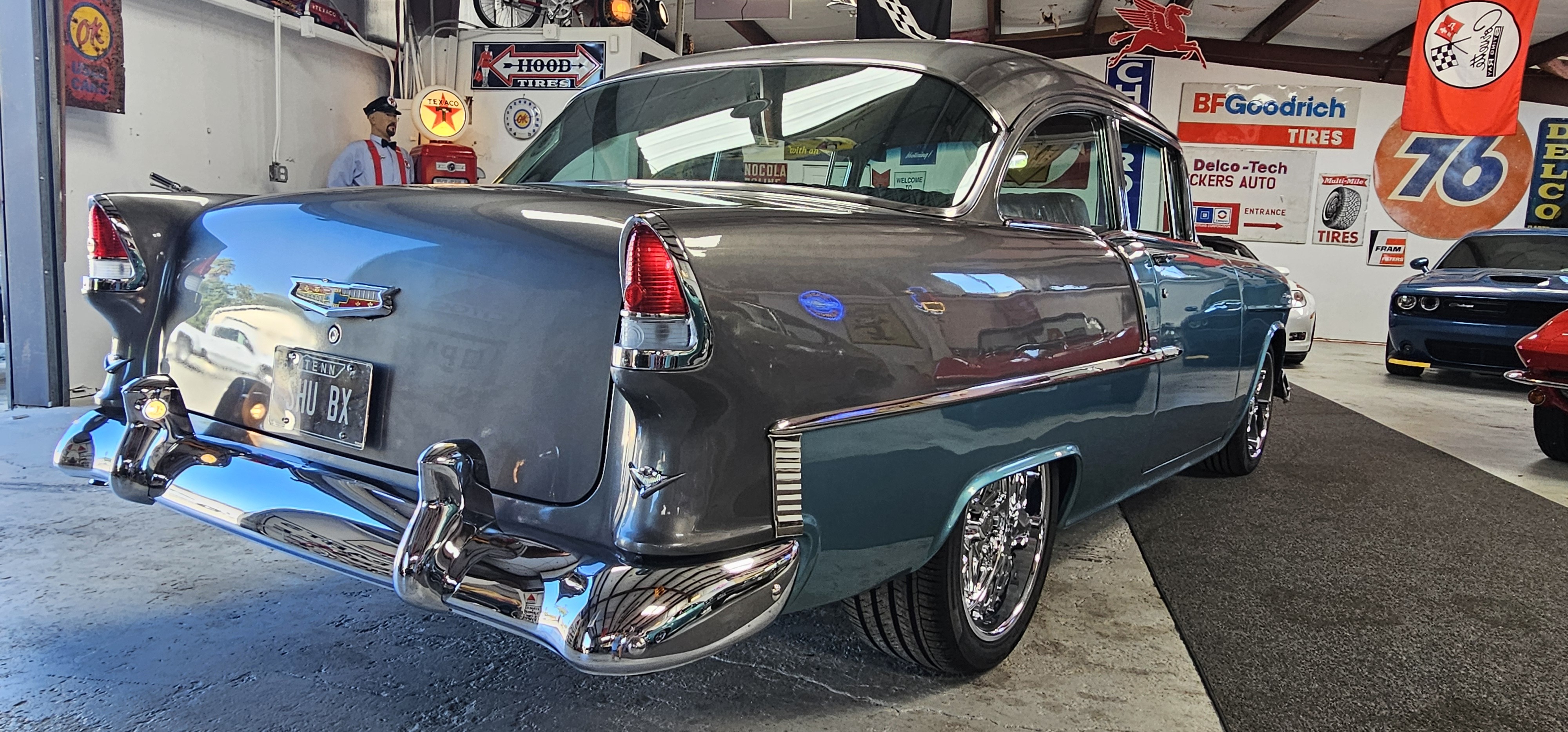 1955 CHEVROLET 210 21