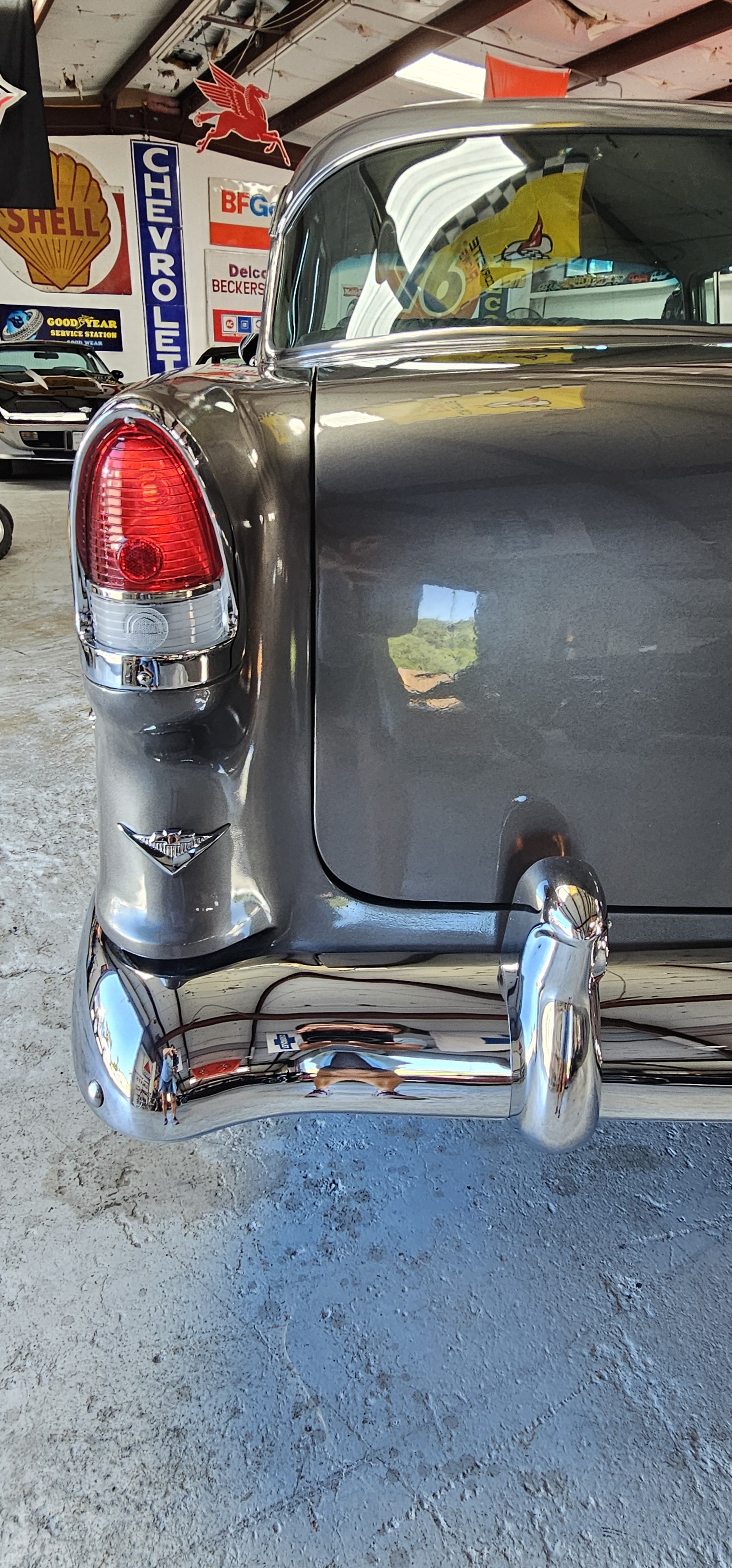 1955 CHEVROLET 210 41