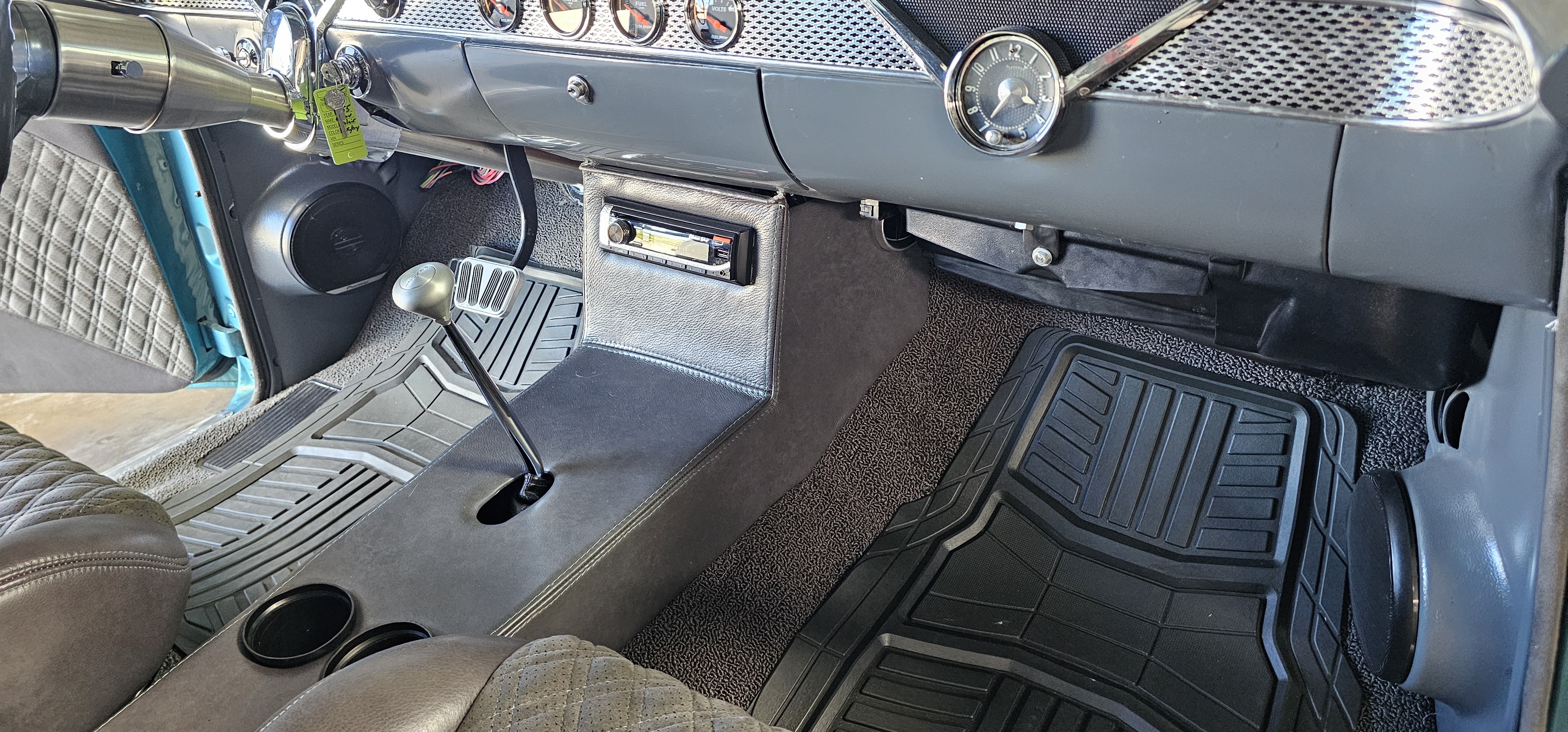 1955 CHEVROLET 210 85