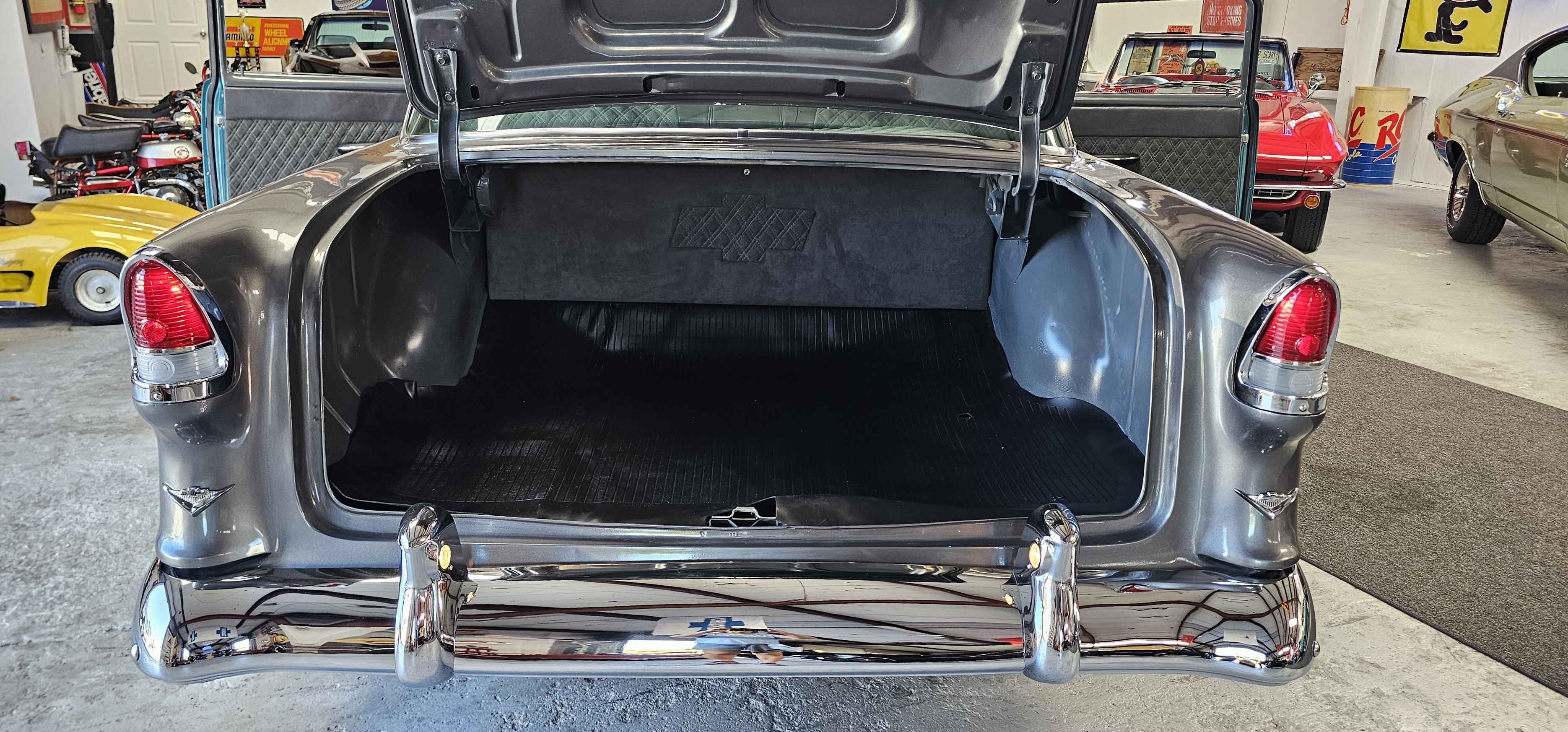 1955 CHEVROLET 210 91