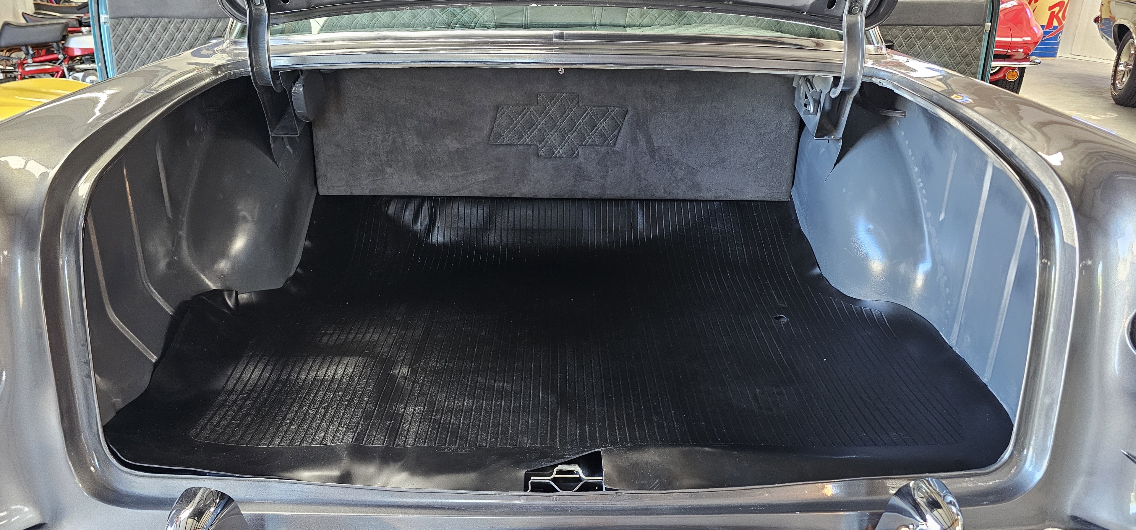 1955 CHEVROLET 210 93