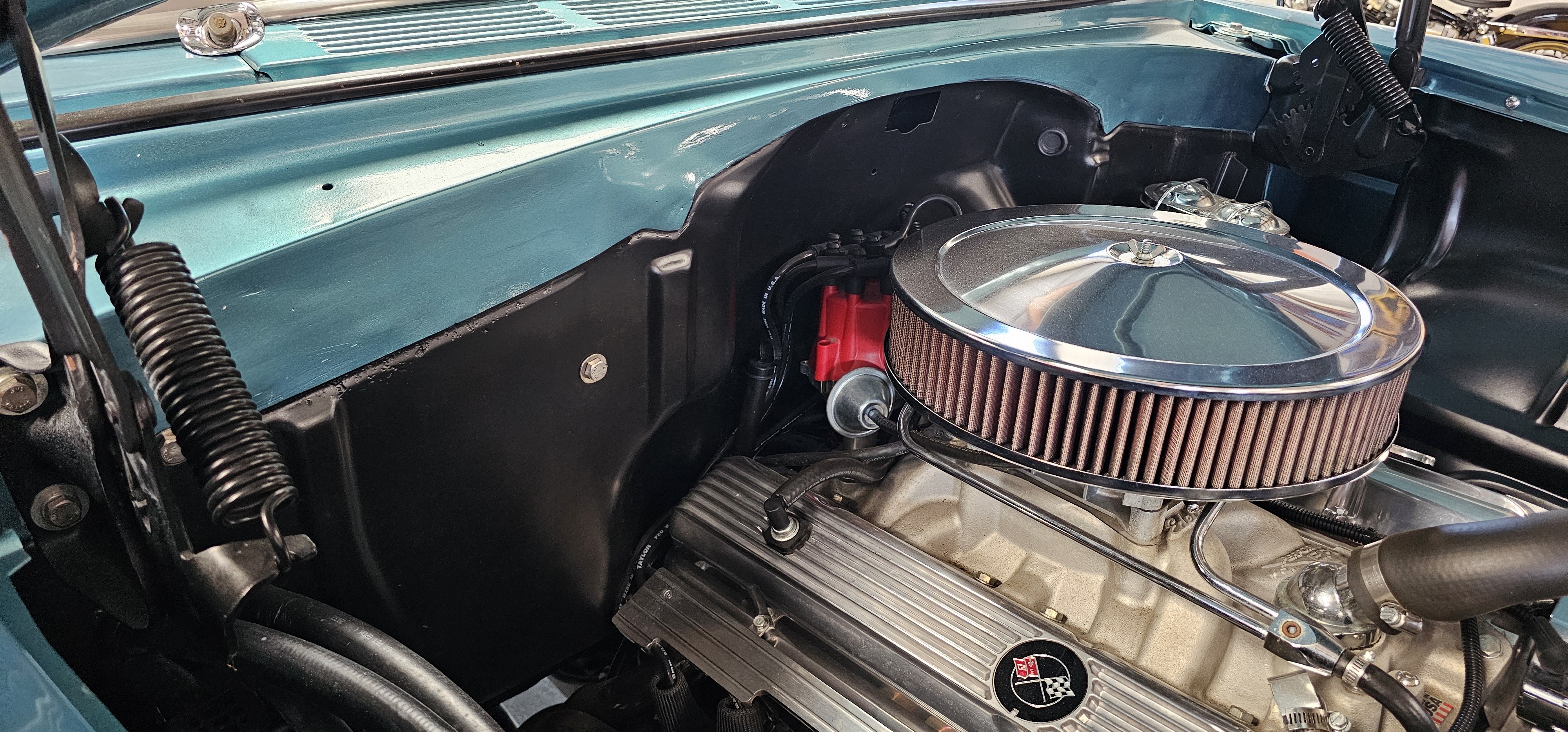 1955 CHEVROLET 210 114