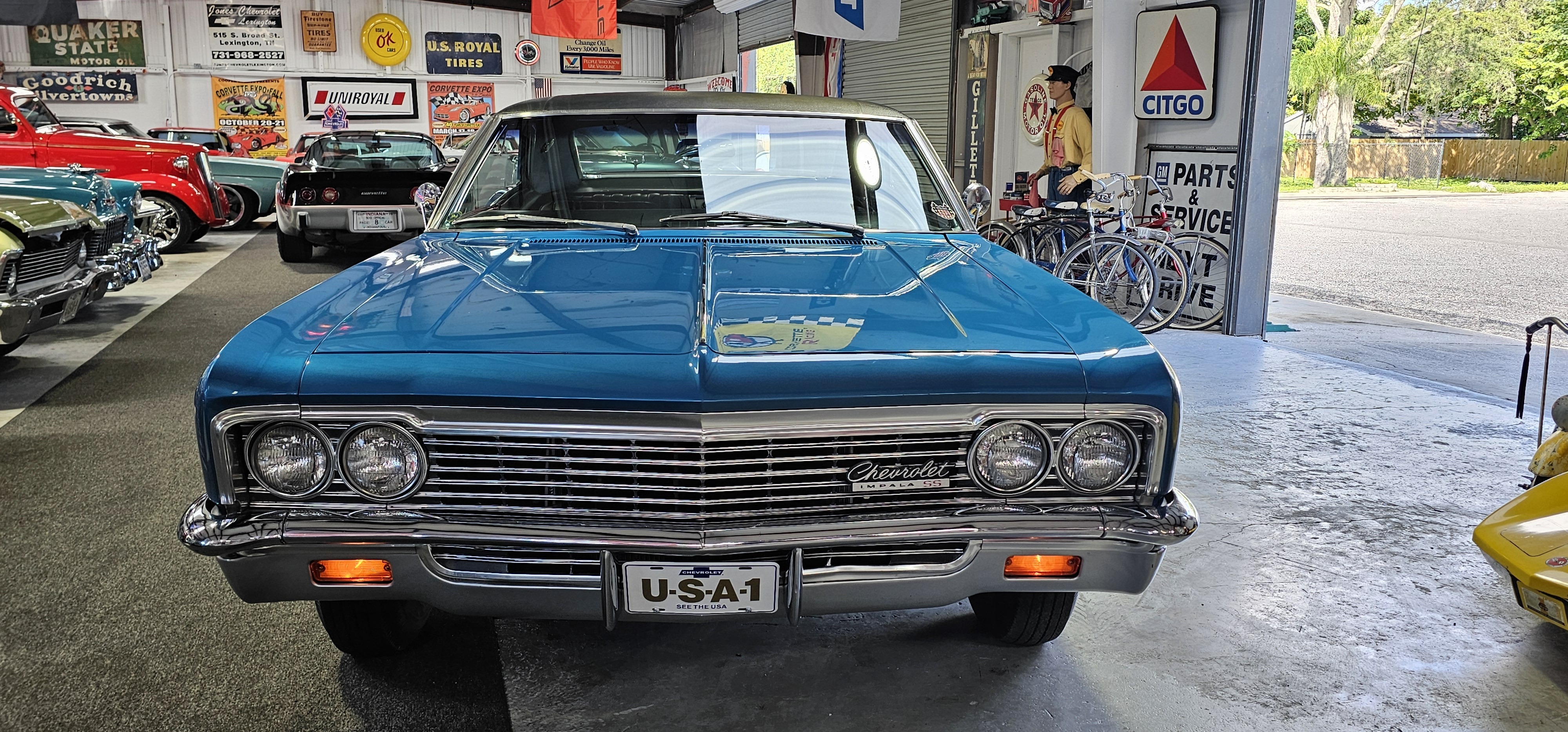 1966 CHEVROLET IMPALE 10