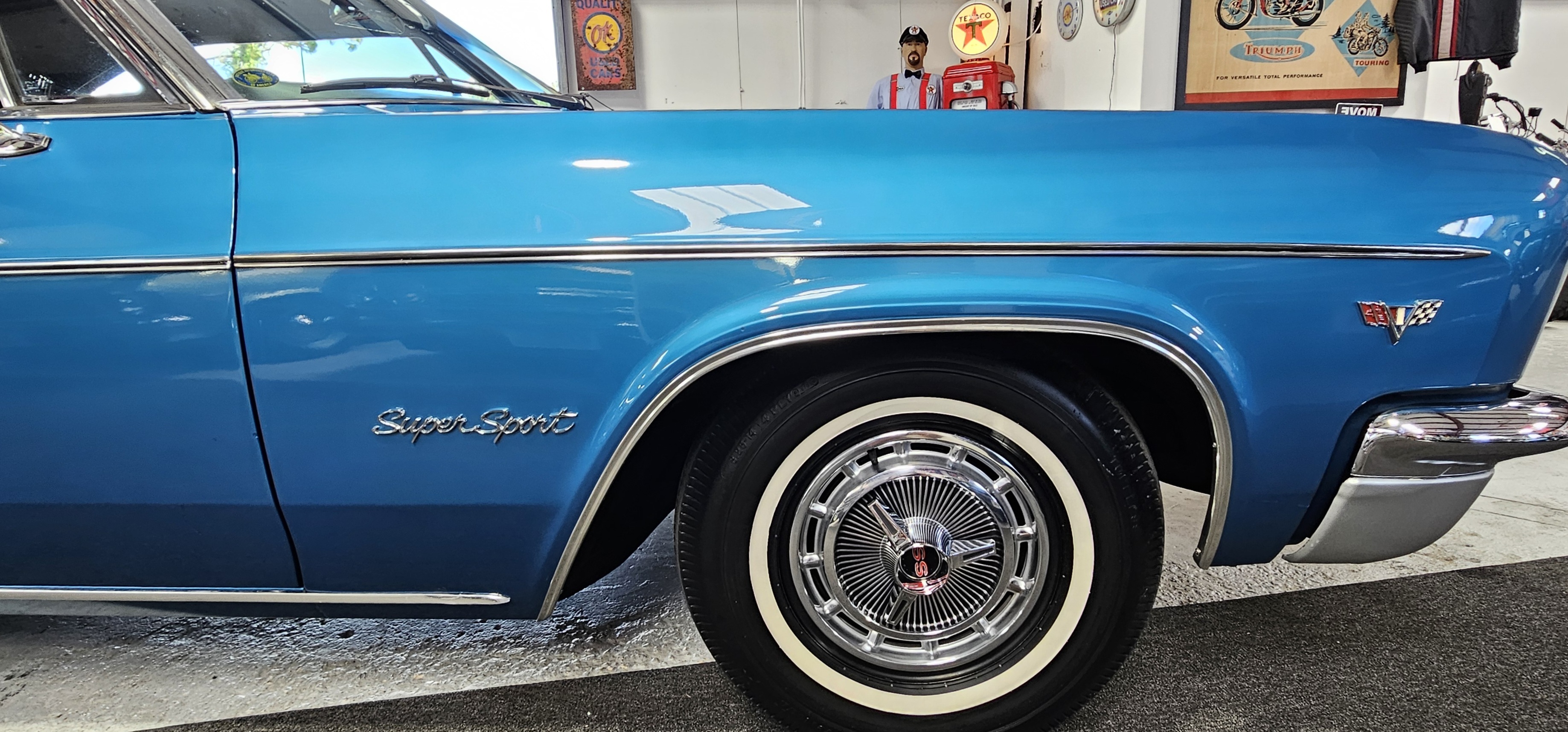 1966 CHEVROLET IMPALE 34