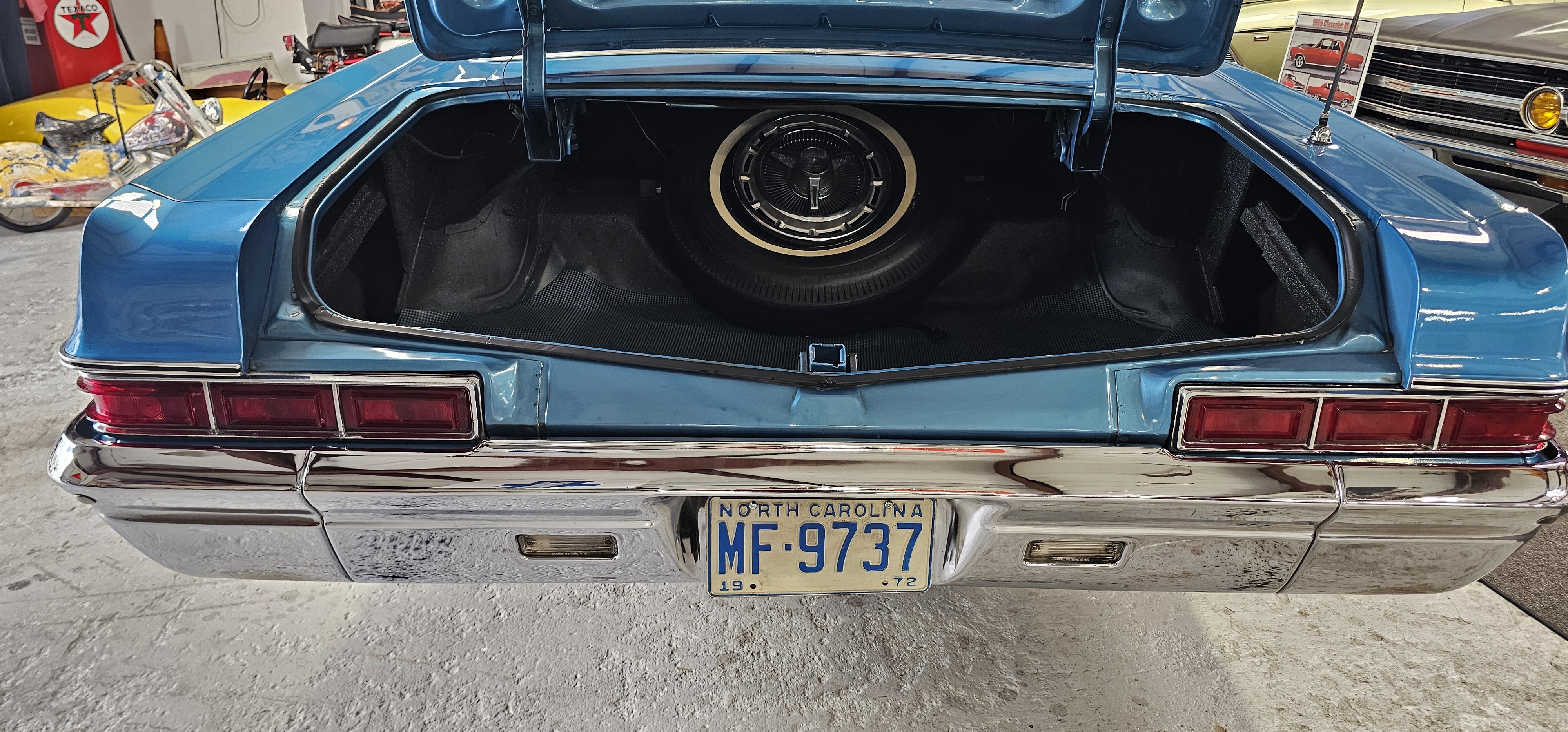 1966 CHEVROLET IMPALE 101