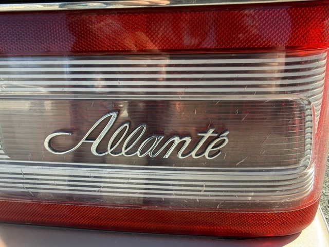 1992 Cadillac Allante 20