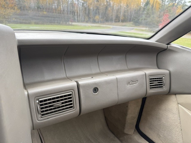 1992 Cadillac Allante 15