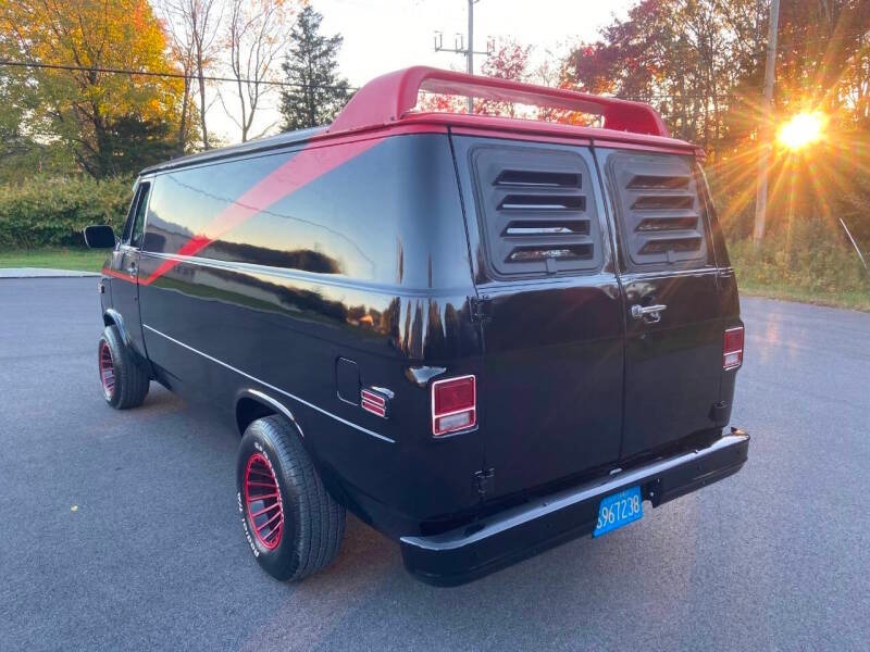 1984 GMC Vandura 14
