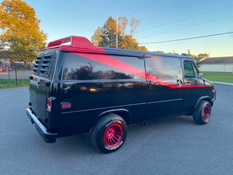 1984 GMC Vandura 19
