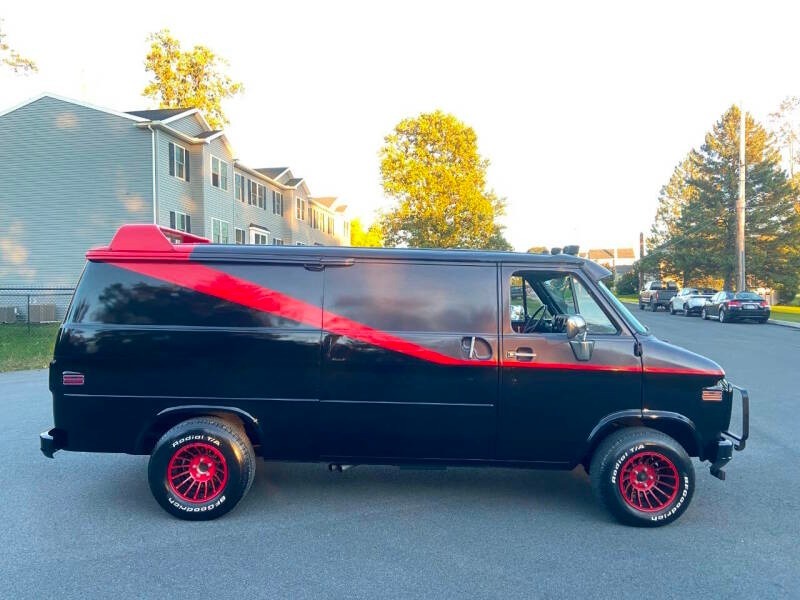 1984 GMC Vandura 21