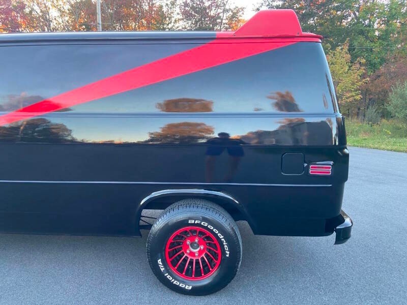 1984 GMC Vandura 35