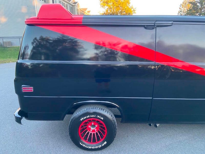 1984 GMC Vandura 41