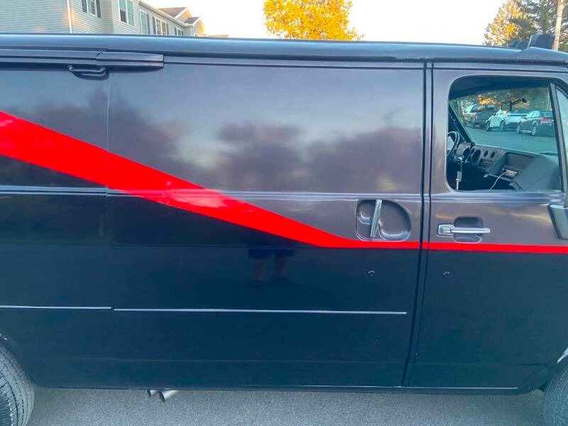 1984 GMC Vandura 42