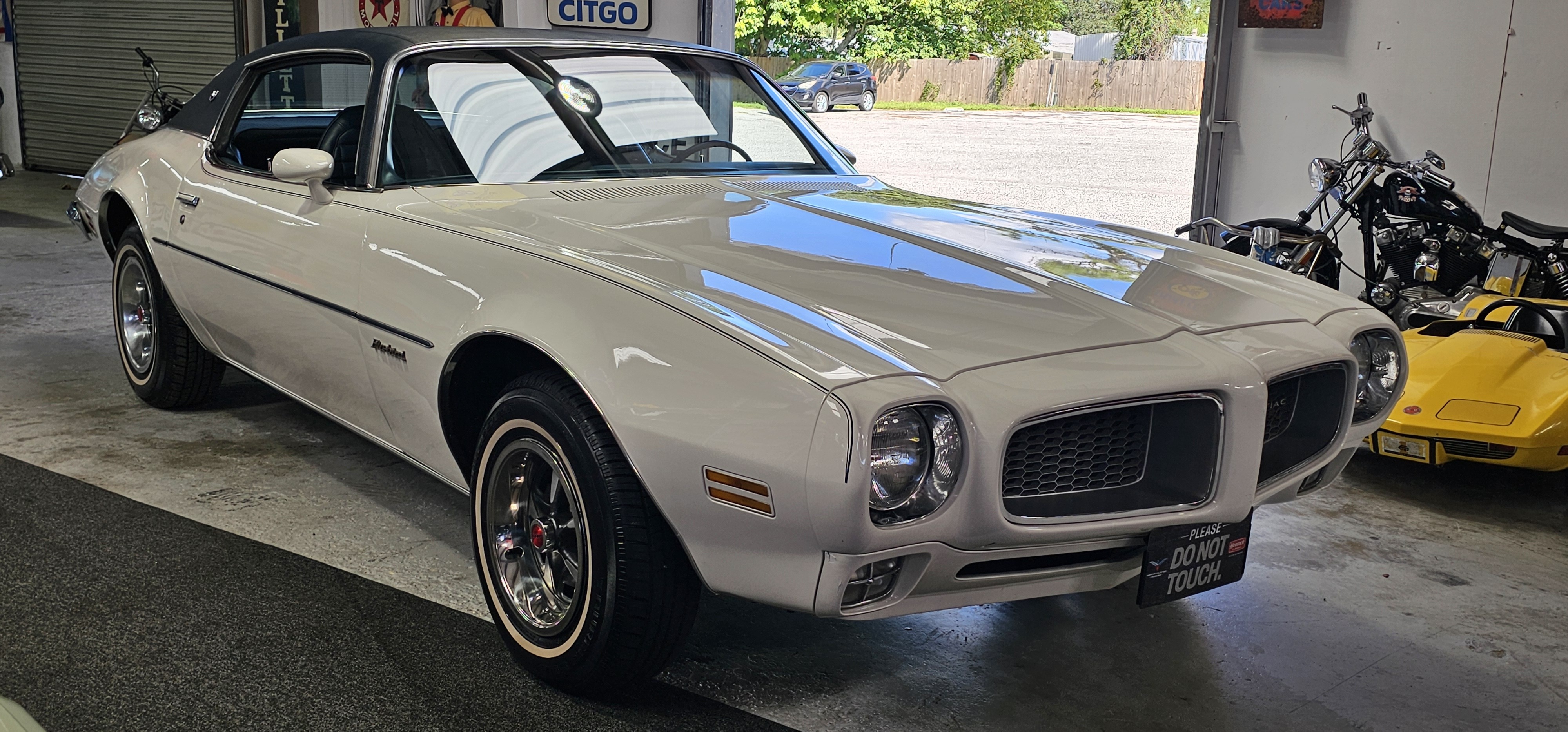 1972 PONTIAC FIREBIRD 9