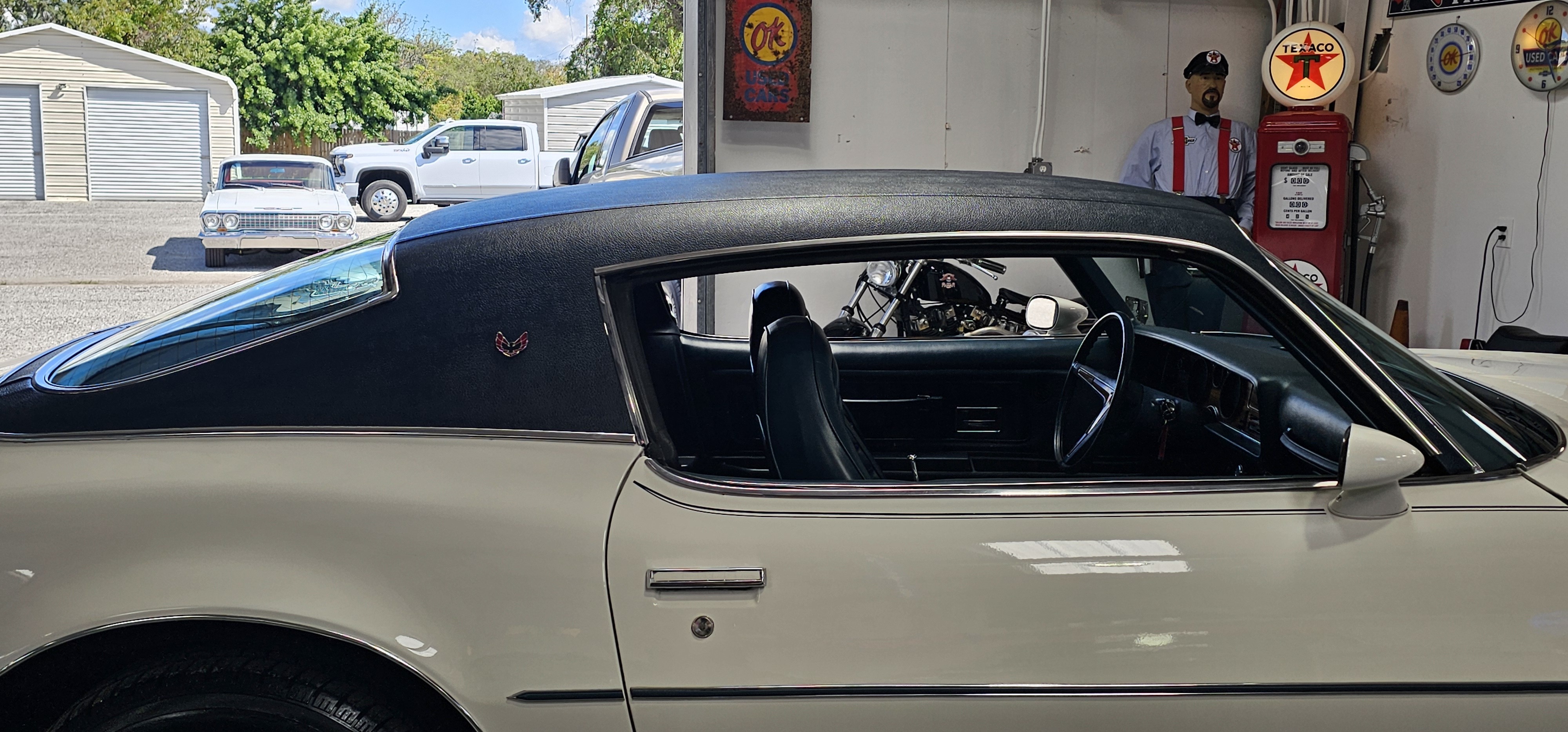 1972 PONTIAC FIREBIRD 18