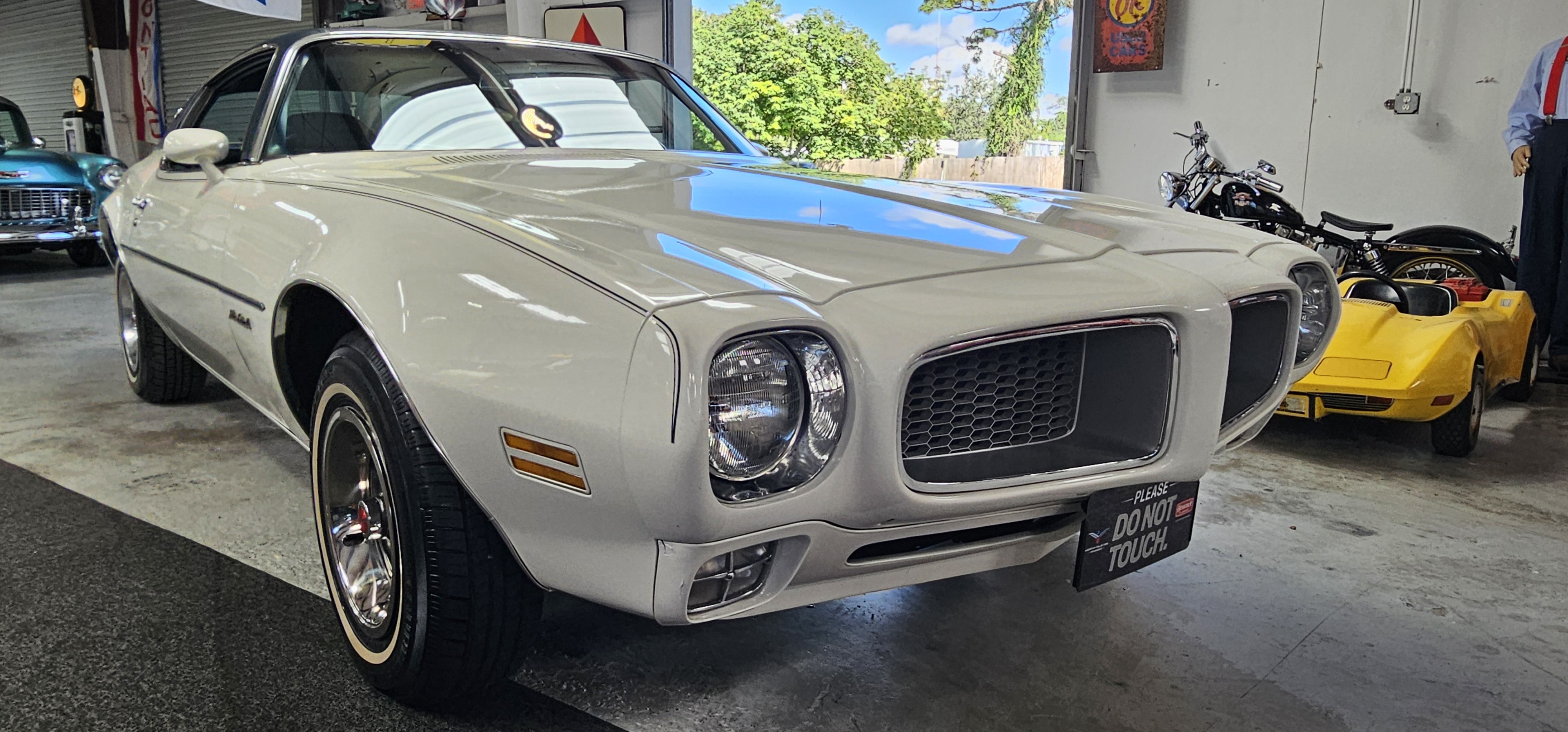 1972 PONTIAC FIREBIRD 24