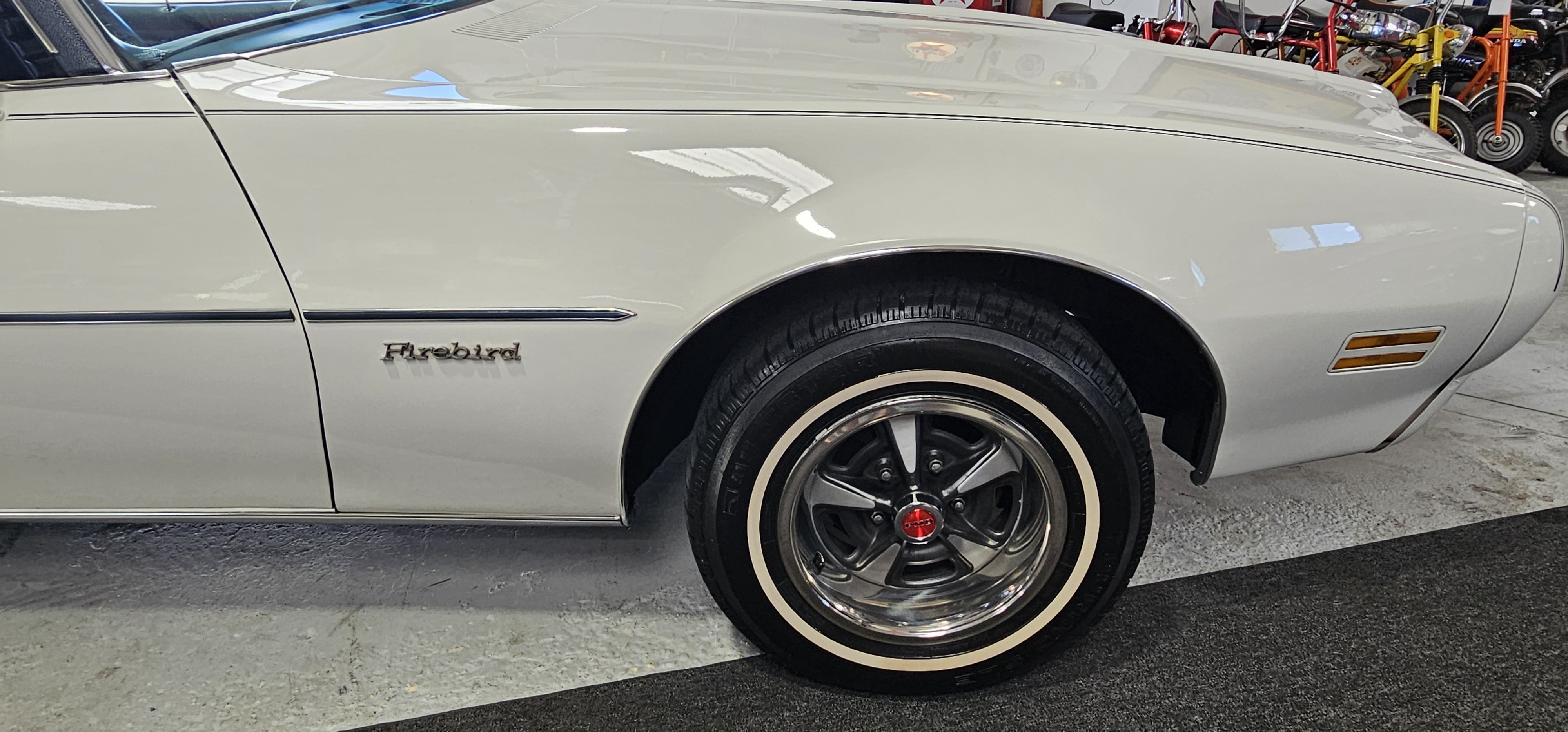 1972 PONTIAC FIREBIRD 31