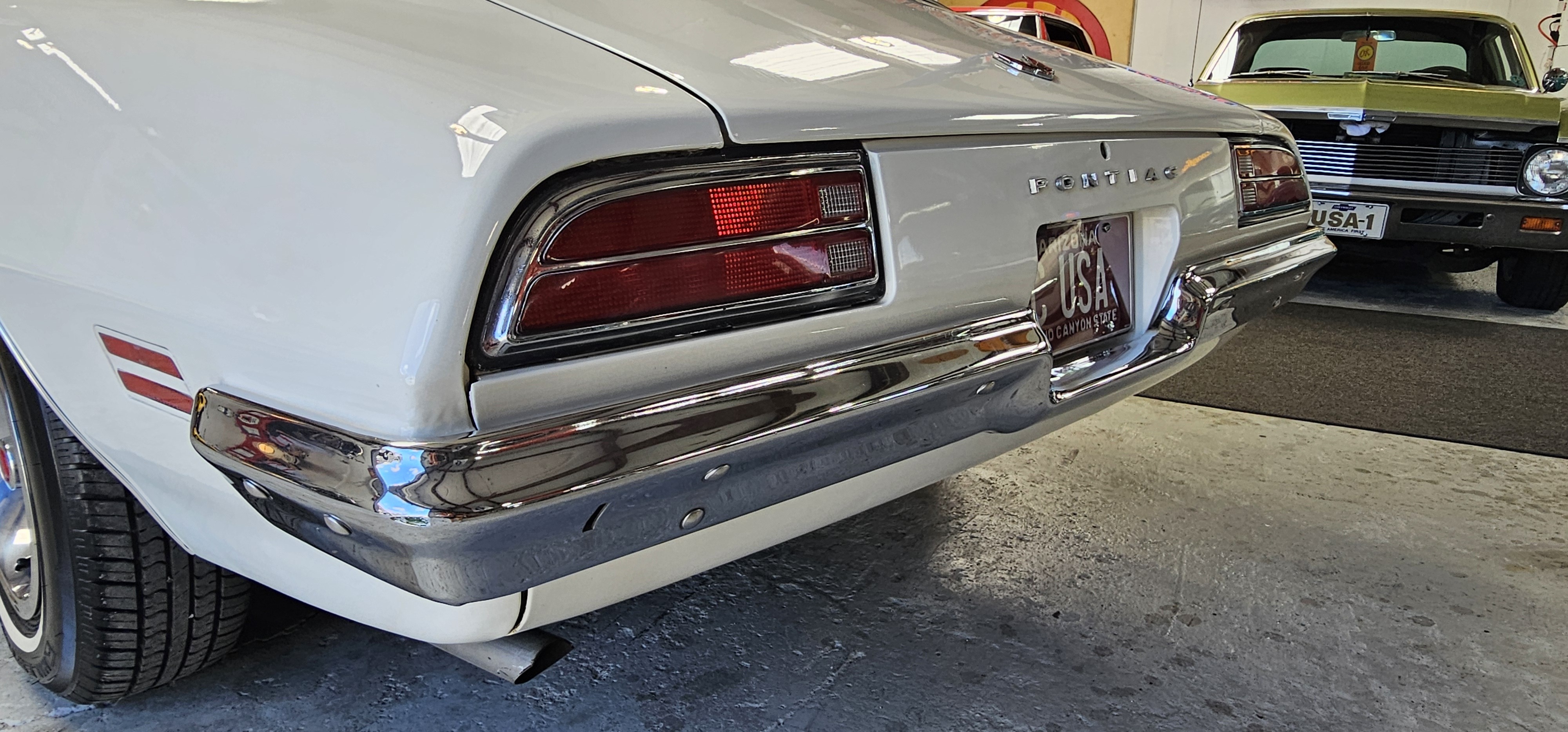 1972 PONTIAC FIREBIRD 40
