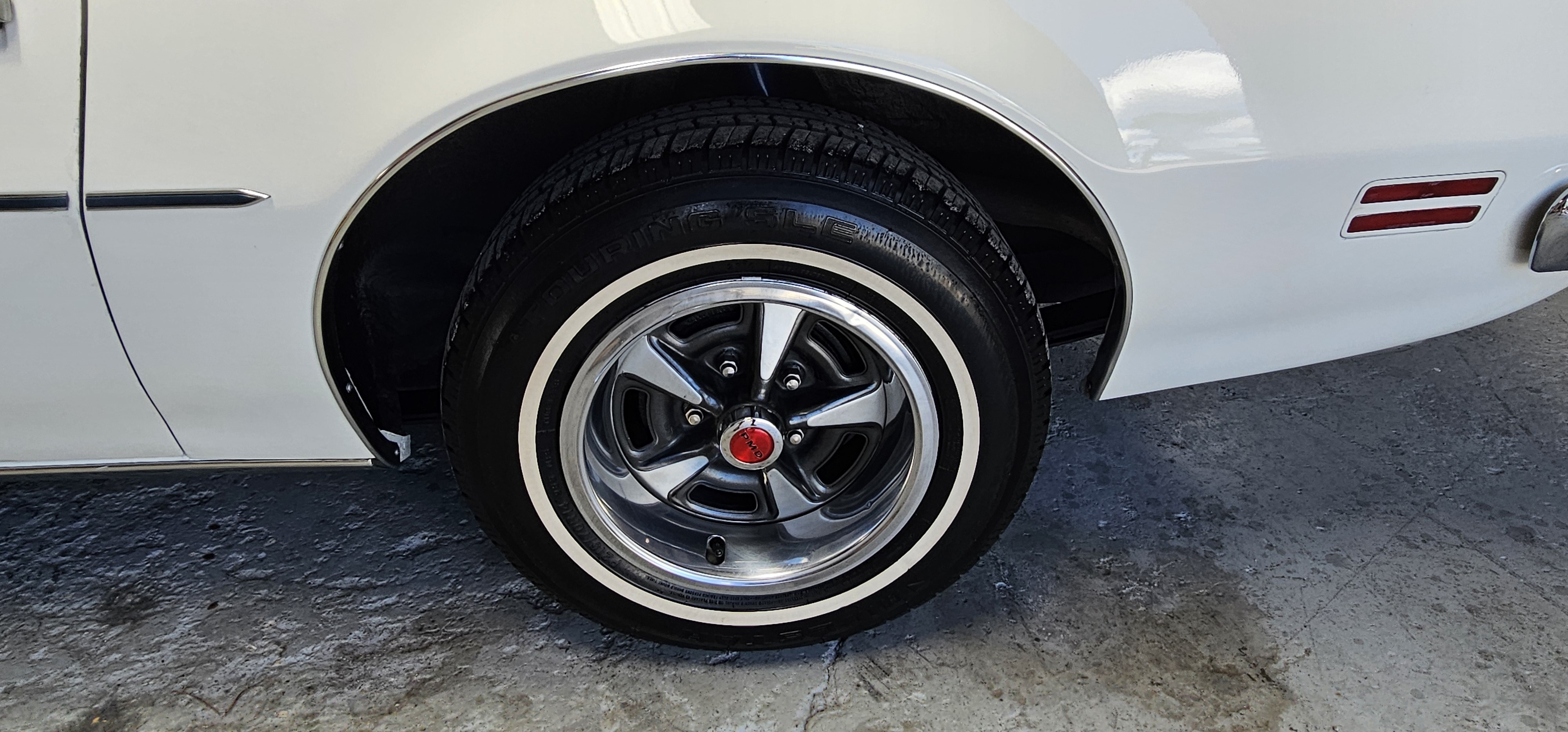 1972 PONTIAC FIREBIRD 43