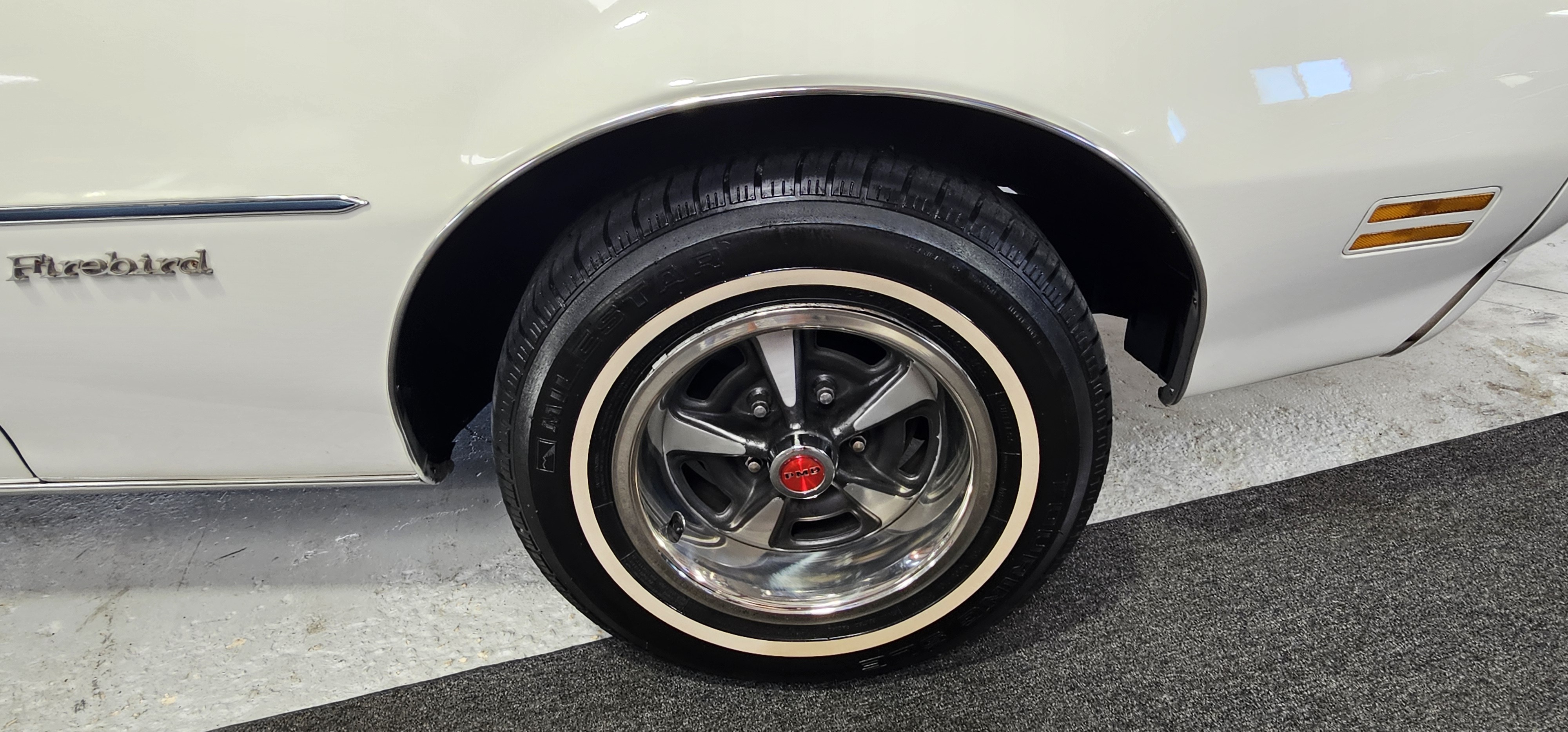 1972 PONTIAC FIREBIRD 44