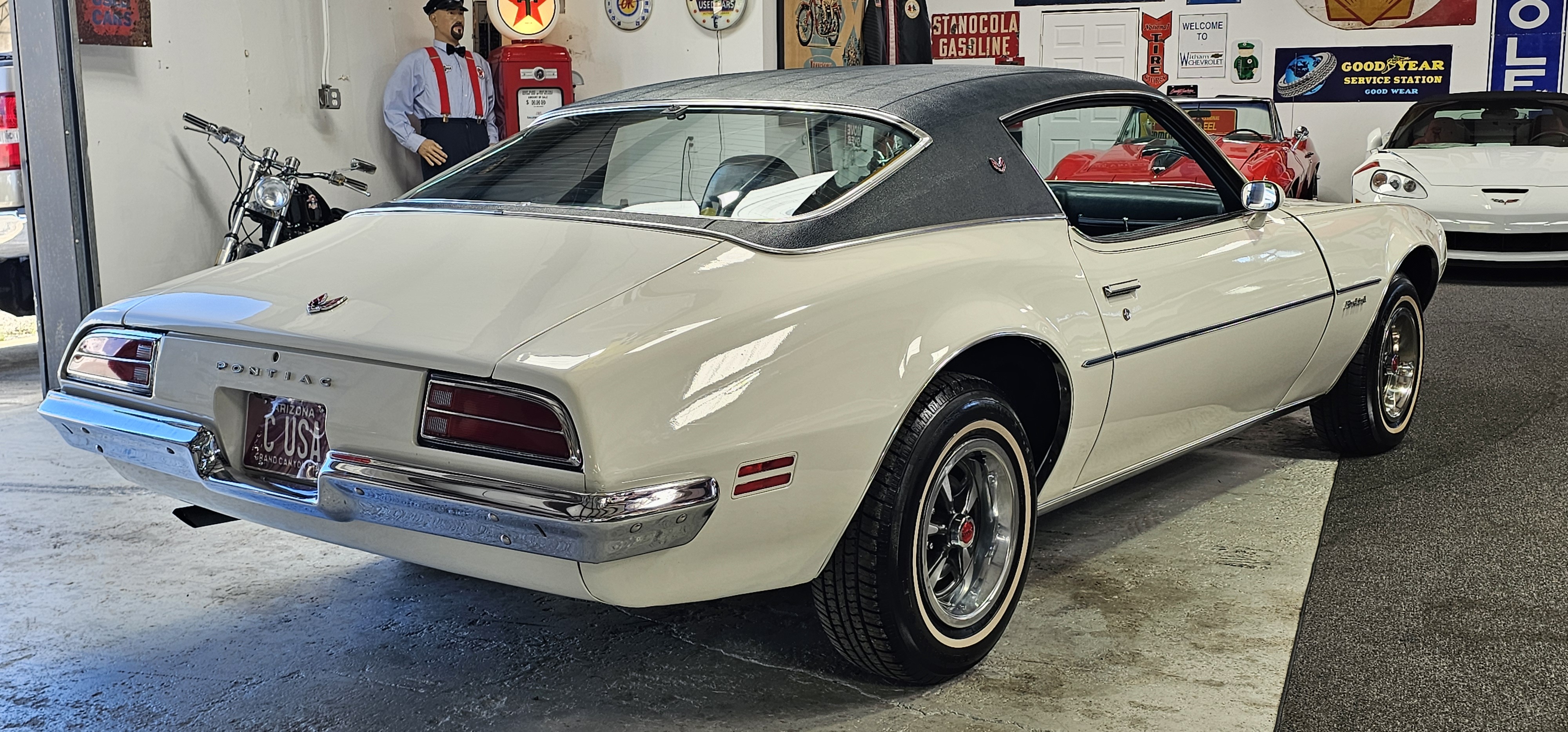 1972 PONTIAC FIREBIRD 4