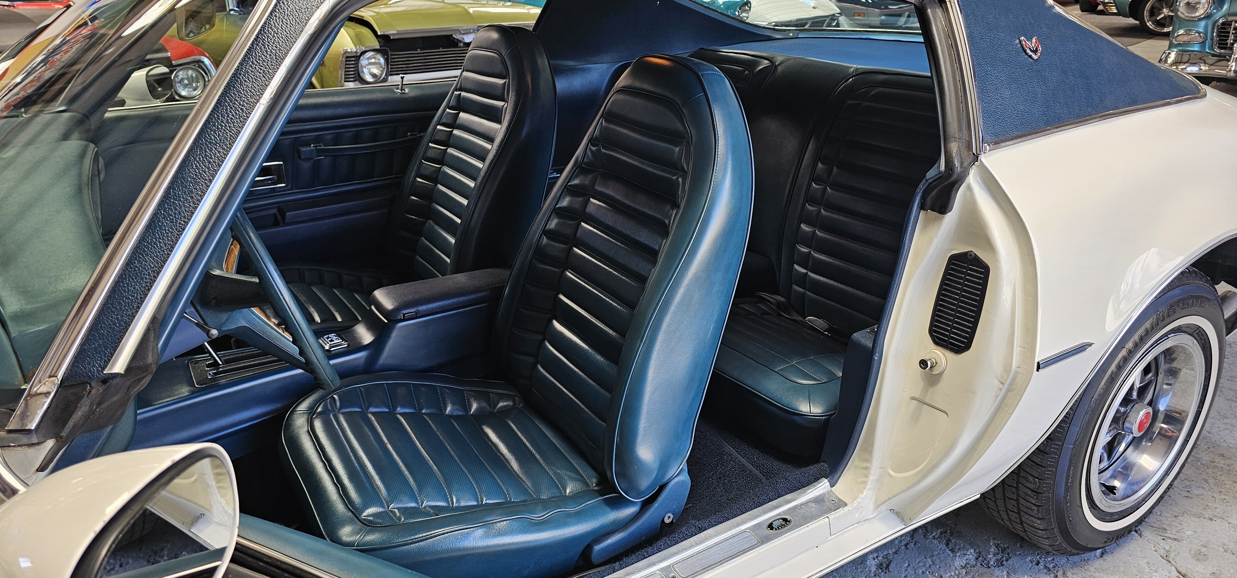 1972 PONTIAC FIREBIRD 51