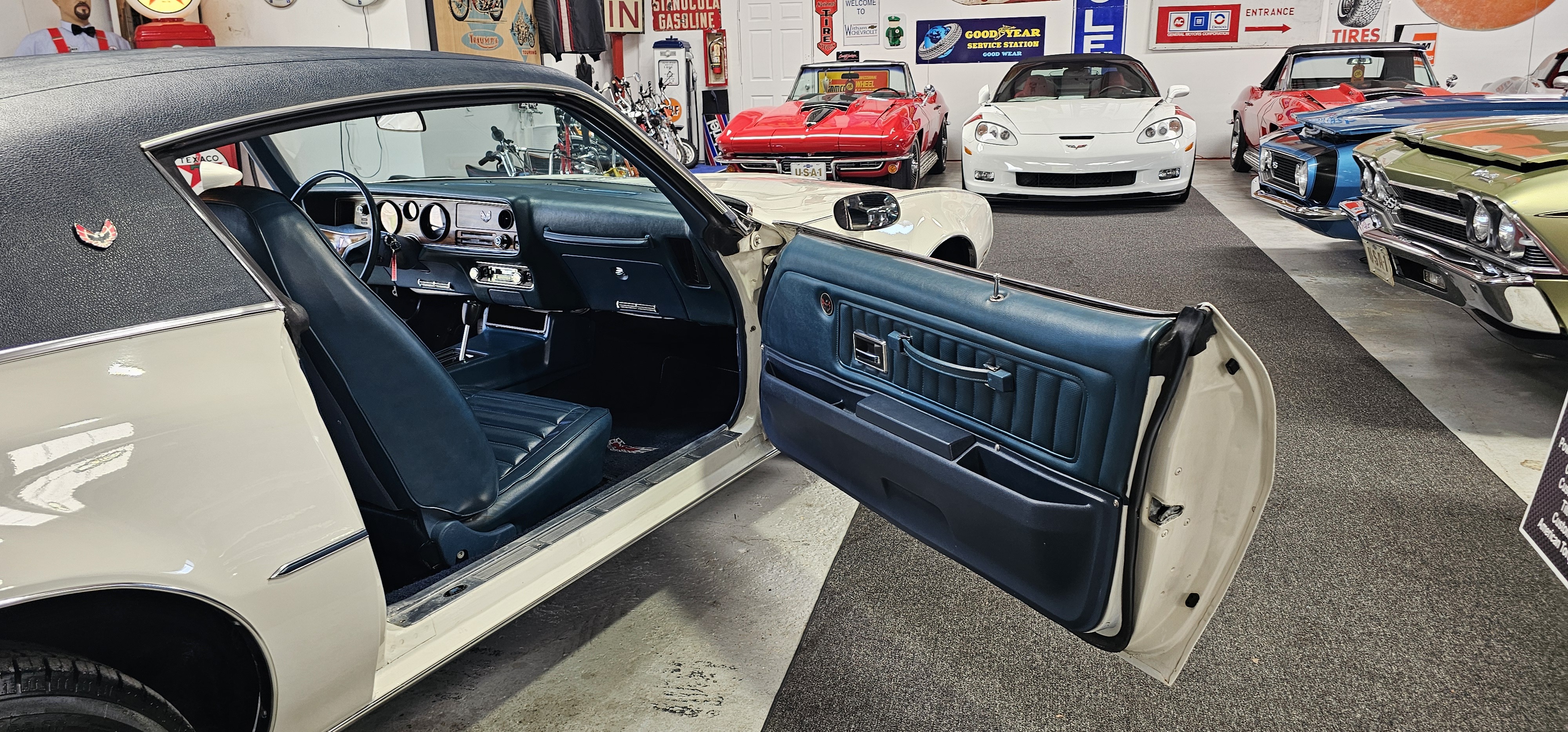 1972 PONTIAC FIREBIRD 69
