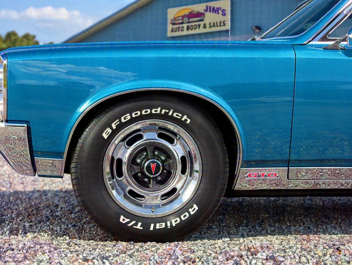 1967 Pontiac GTO 2