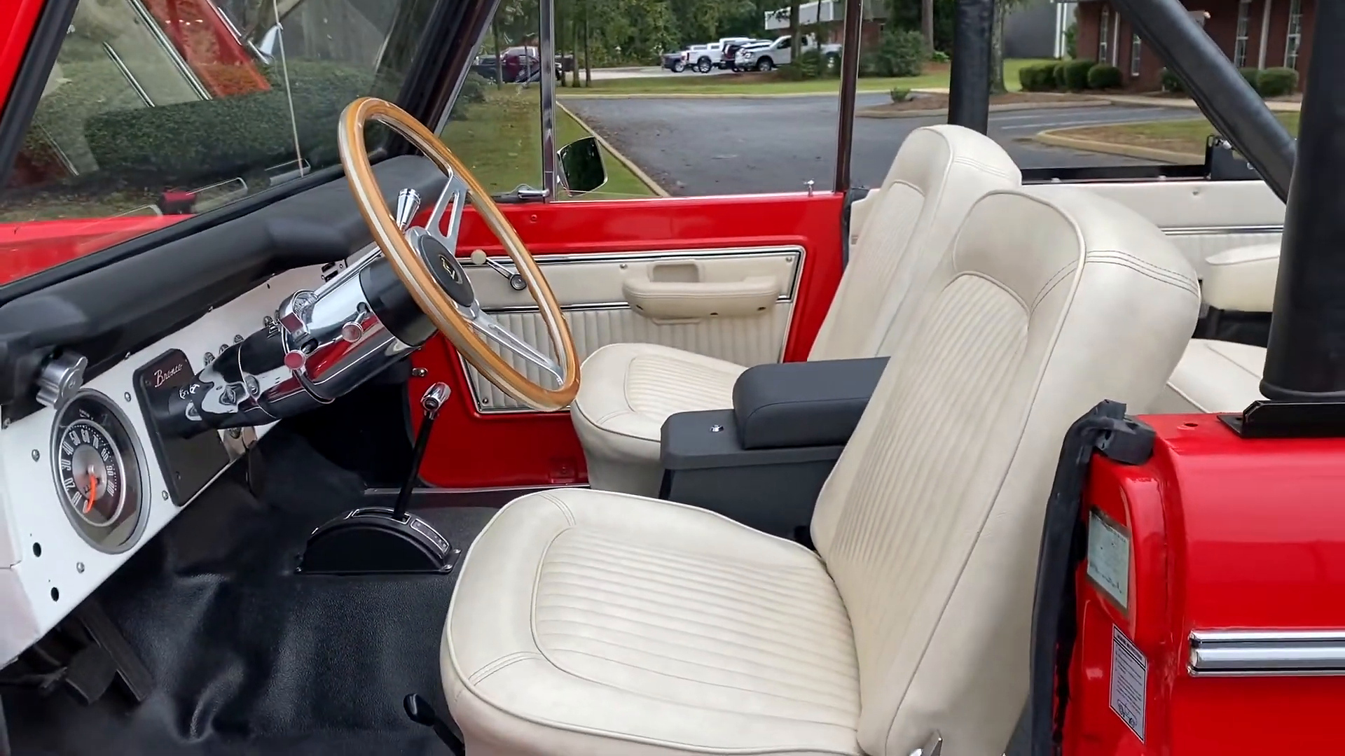 1973 Ford Bronco 2
