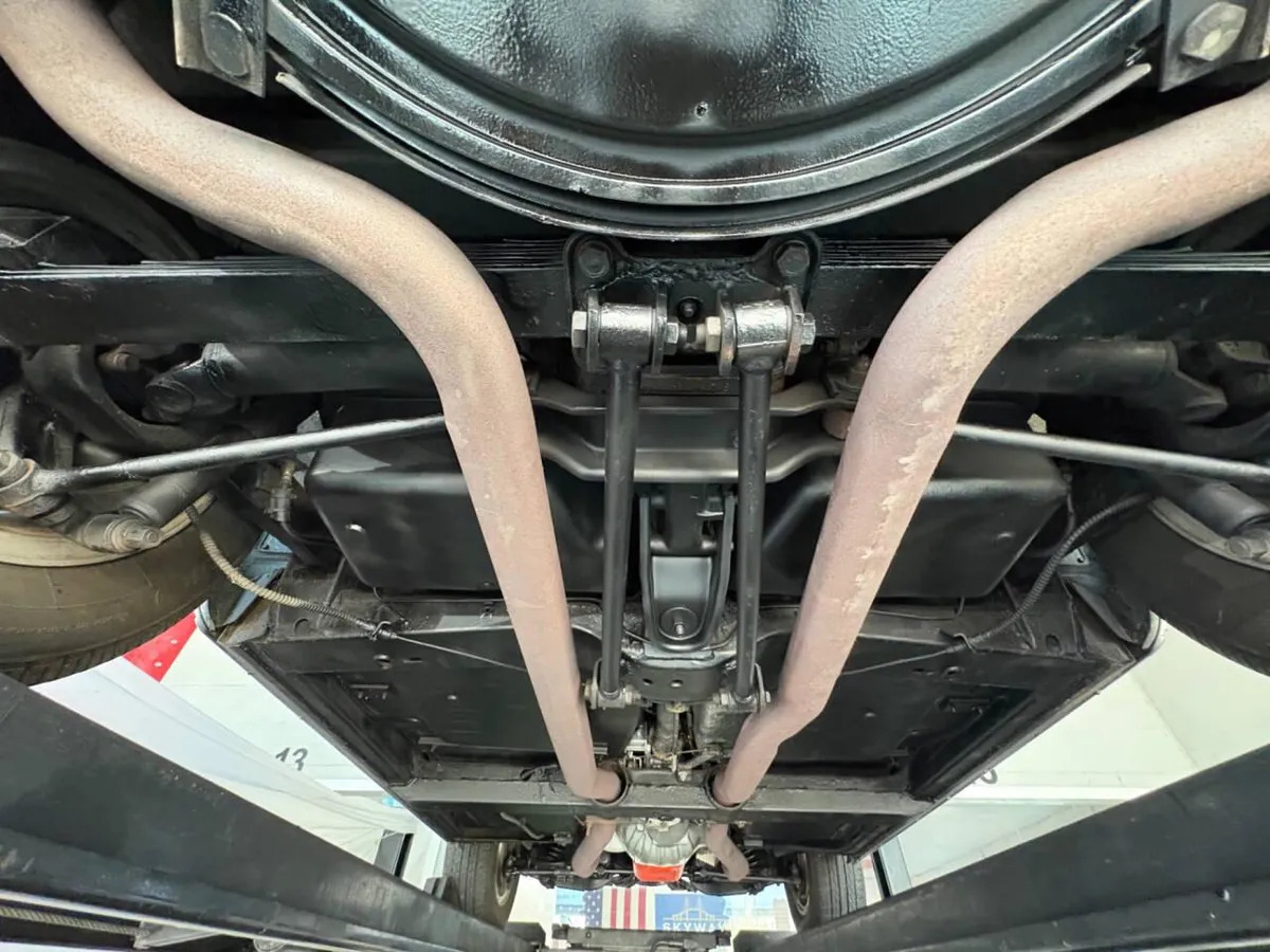 1964 Chevrolet Corvette 6