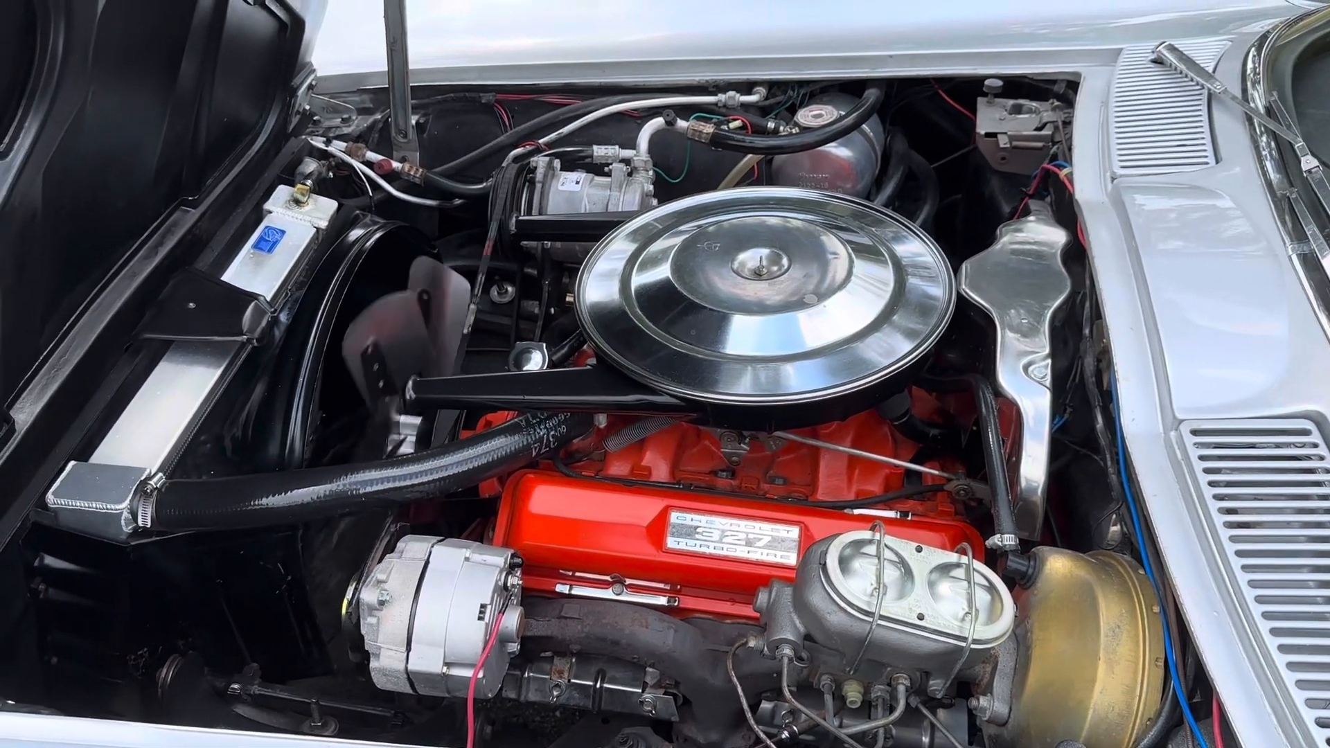 1964 Chevrolet Corvette 2