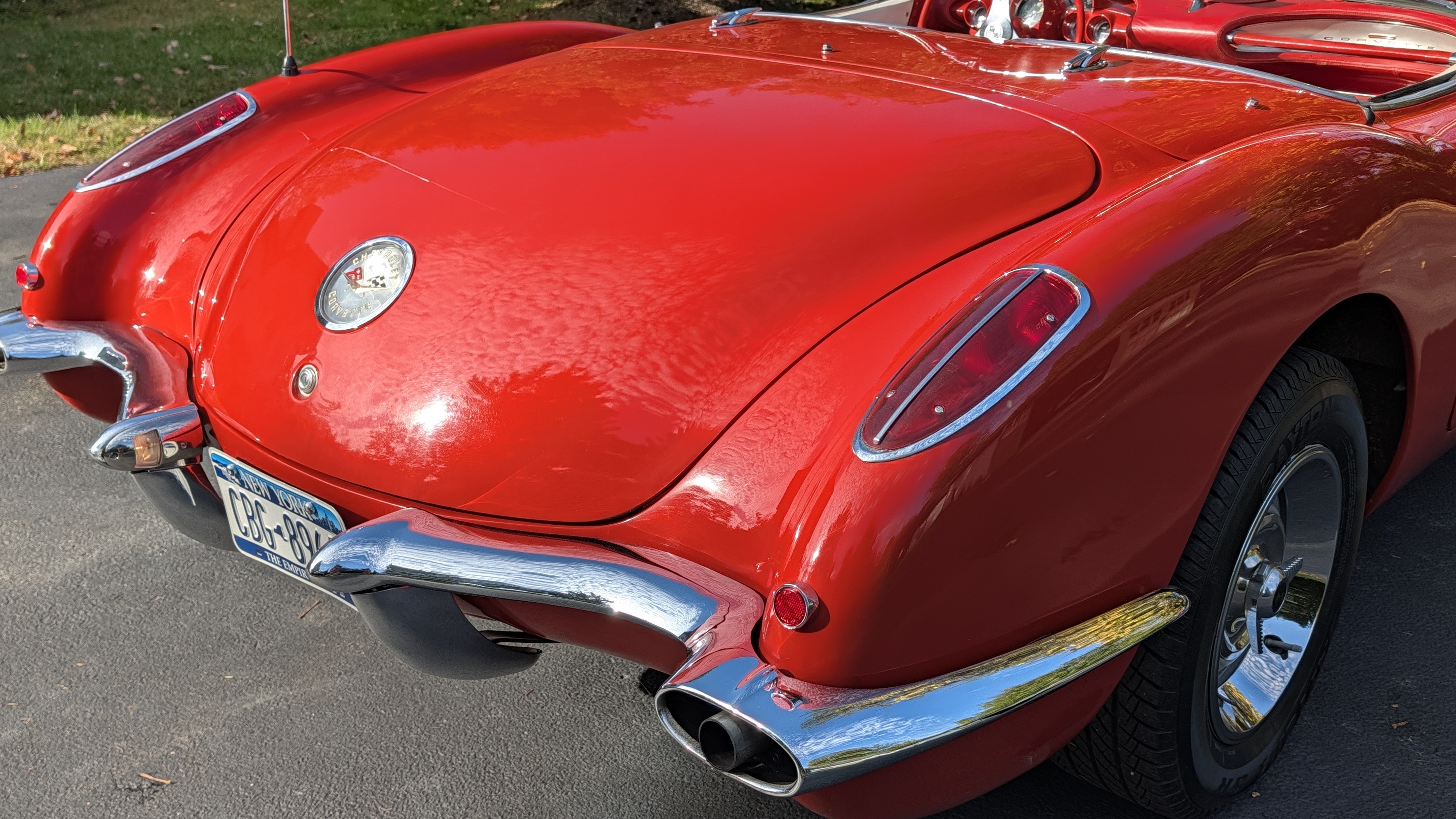 1960 Chevrolet Corvette 21