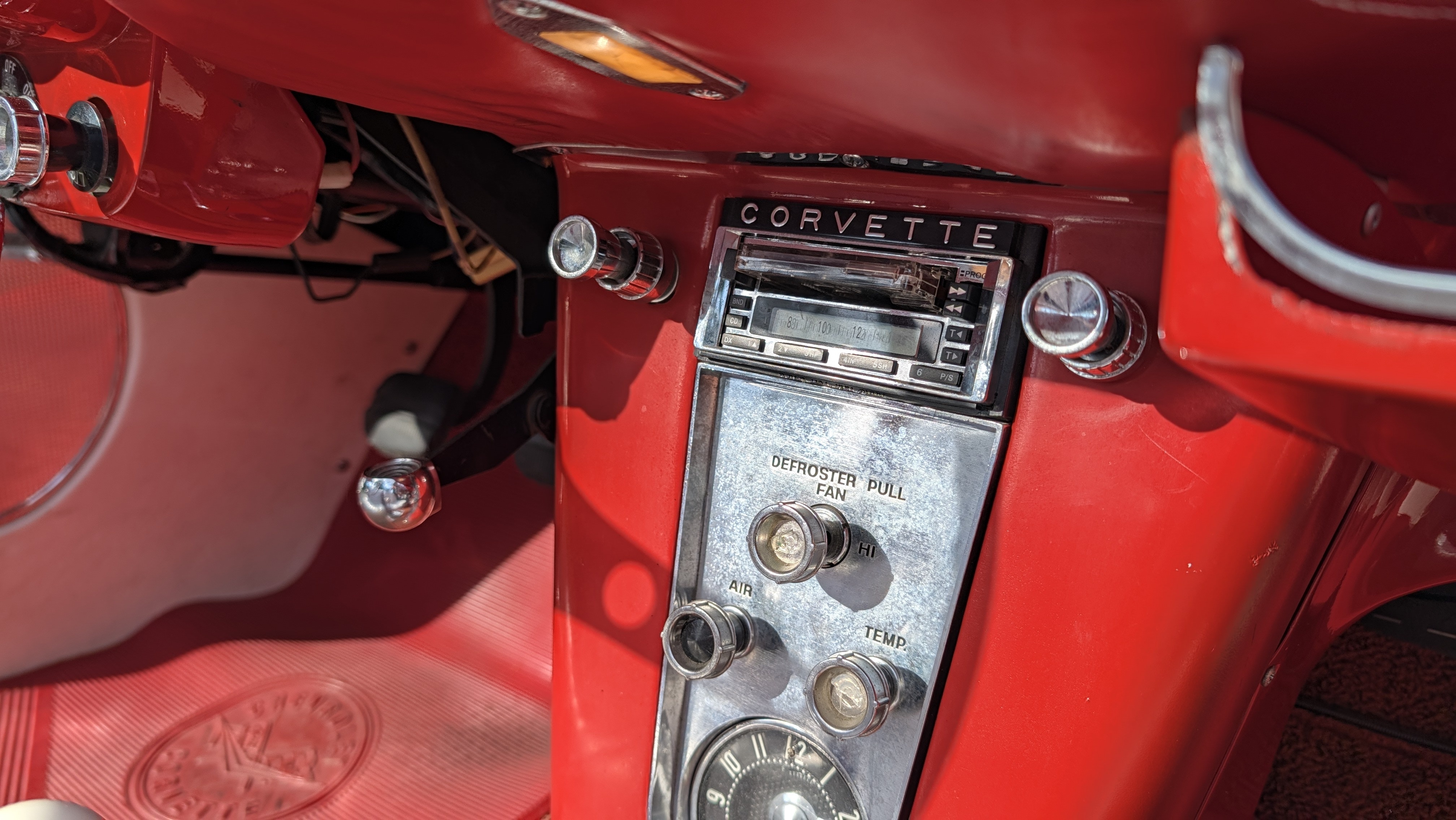 1960 Chevrolet Corvette 73
