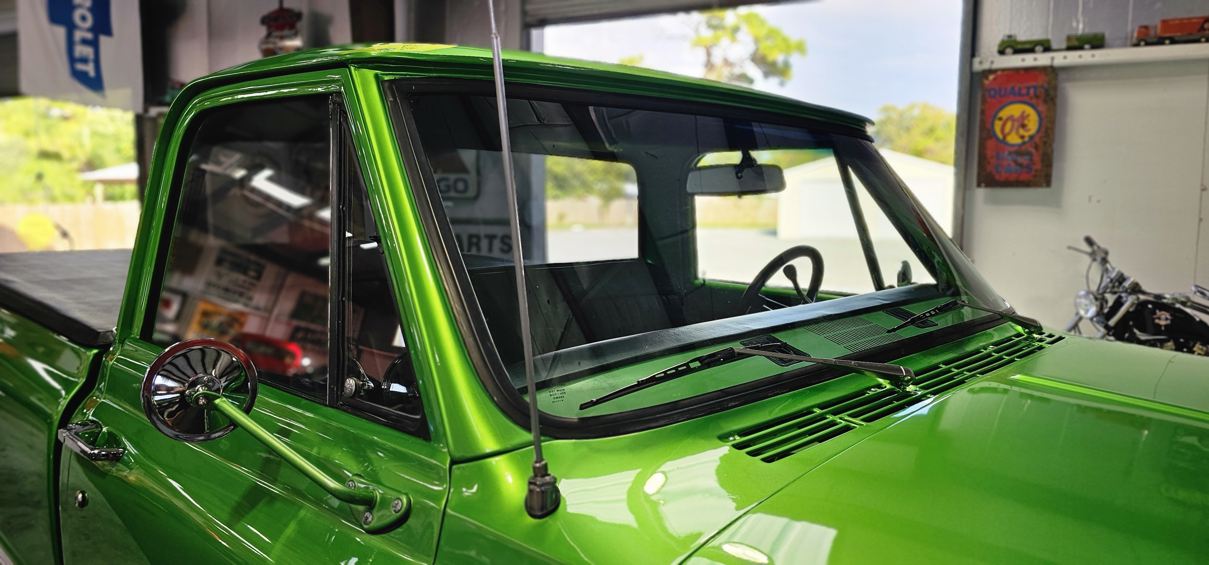 1968 CHEVROLET C-10 TRUCK 25