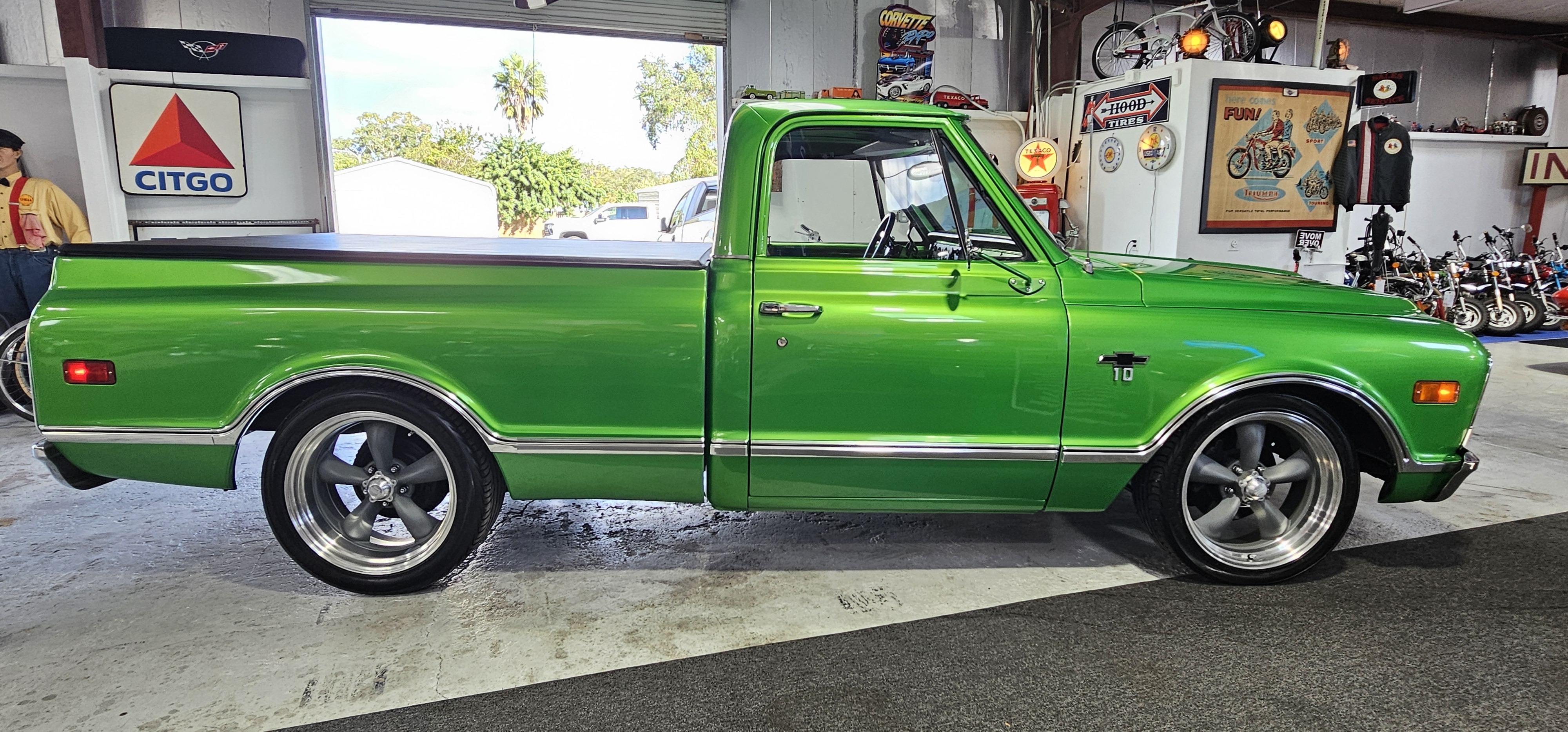 1968 CHEVROLET C-10 TRUCK 32