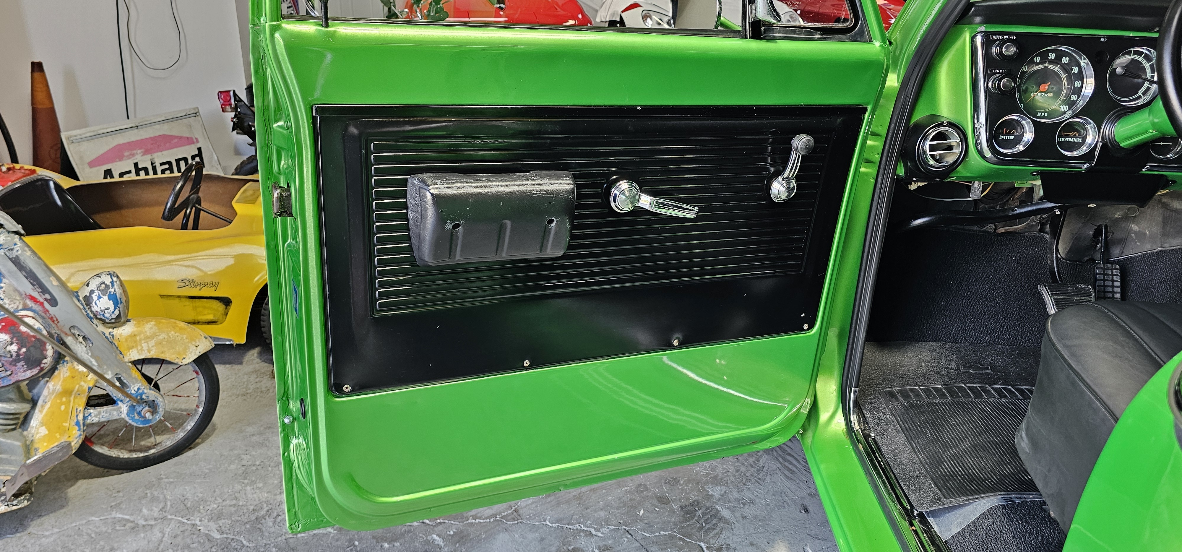 1968 CHEVROLET C-10 TRUCK 54
