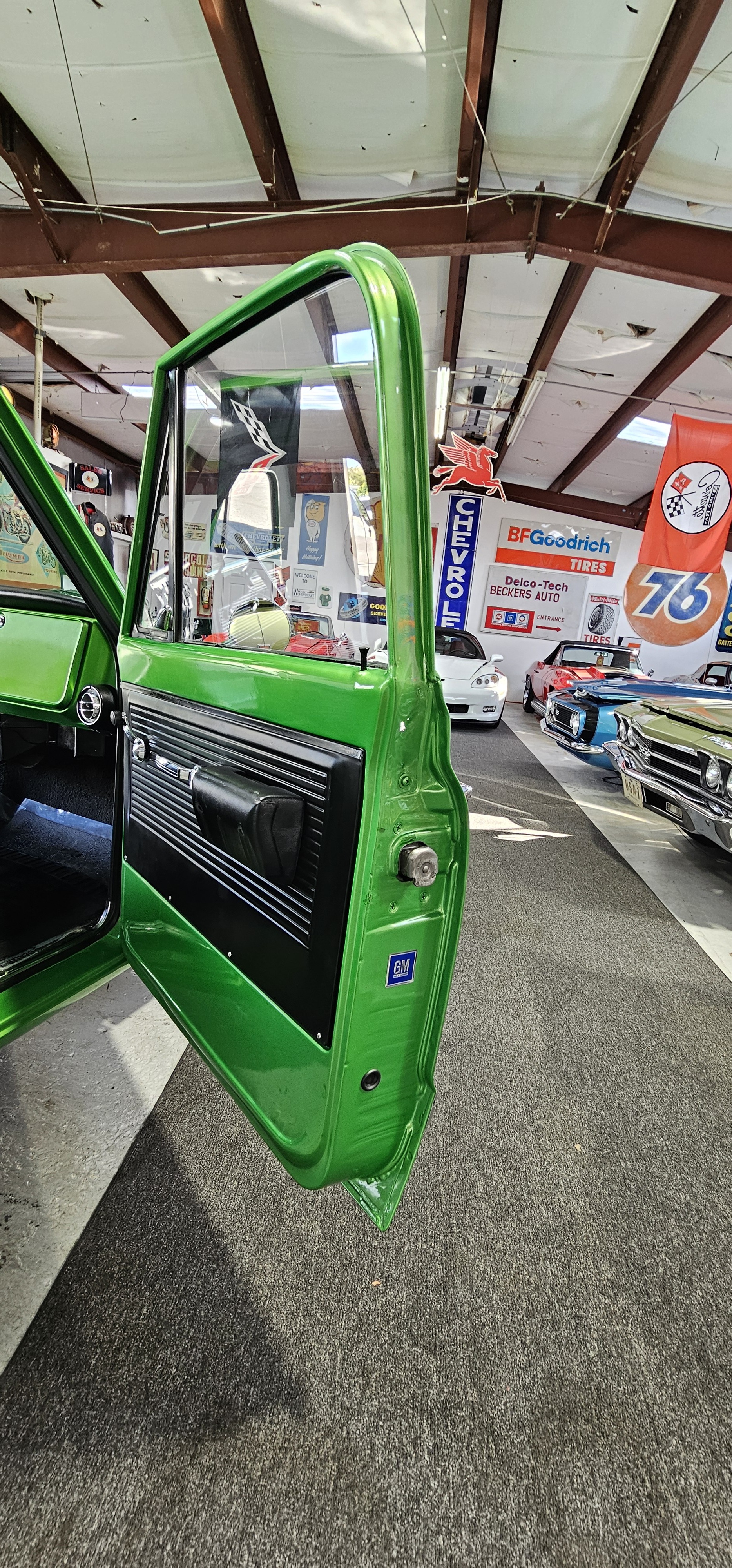 1968 CHEVROLET C-10 TRUCK 64