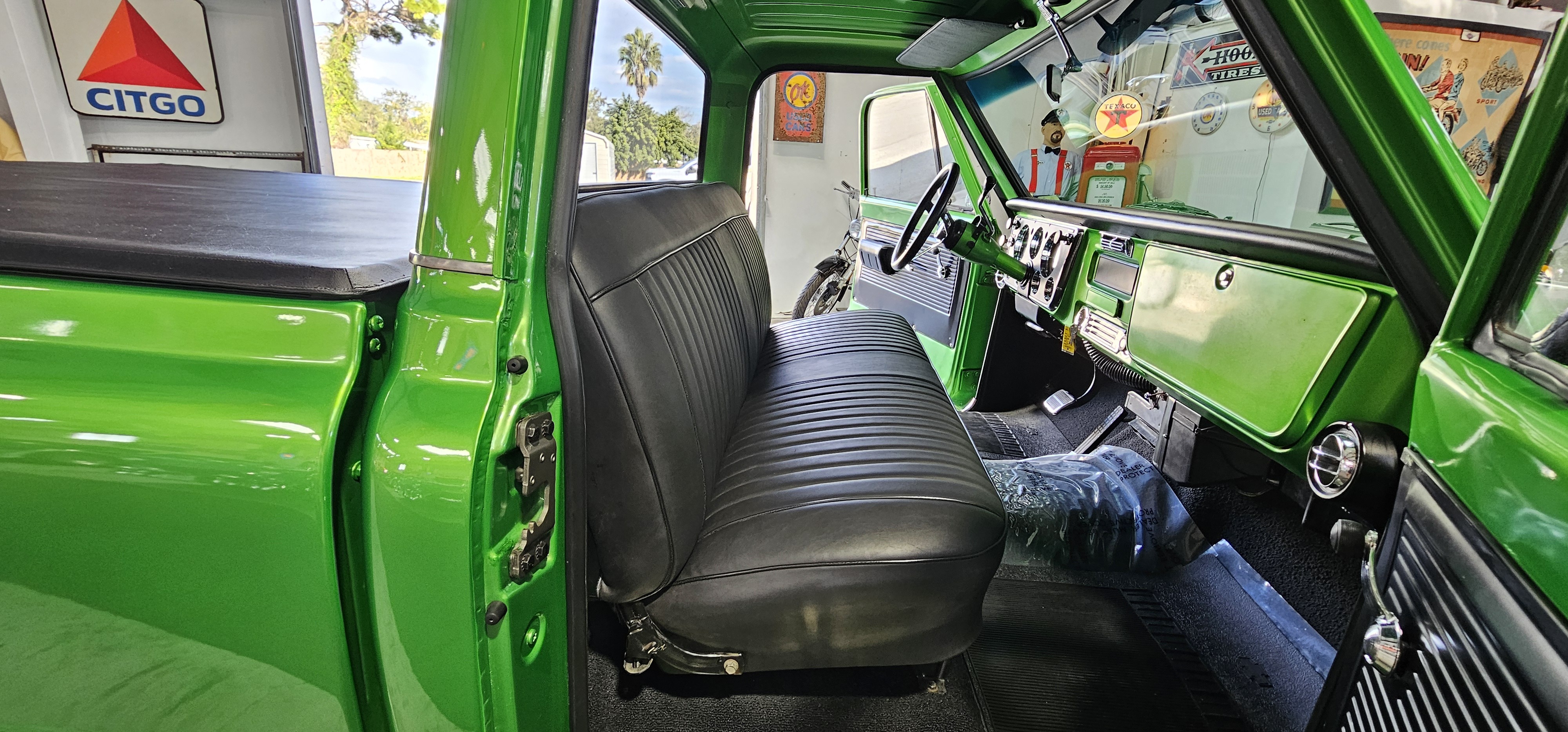 1968 CHEVROLET C-10 TRUCK 67