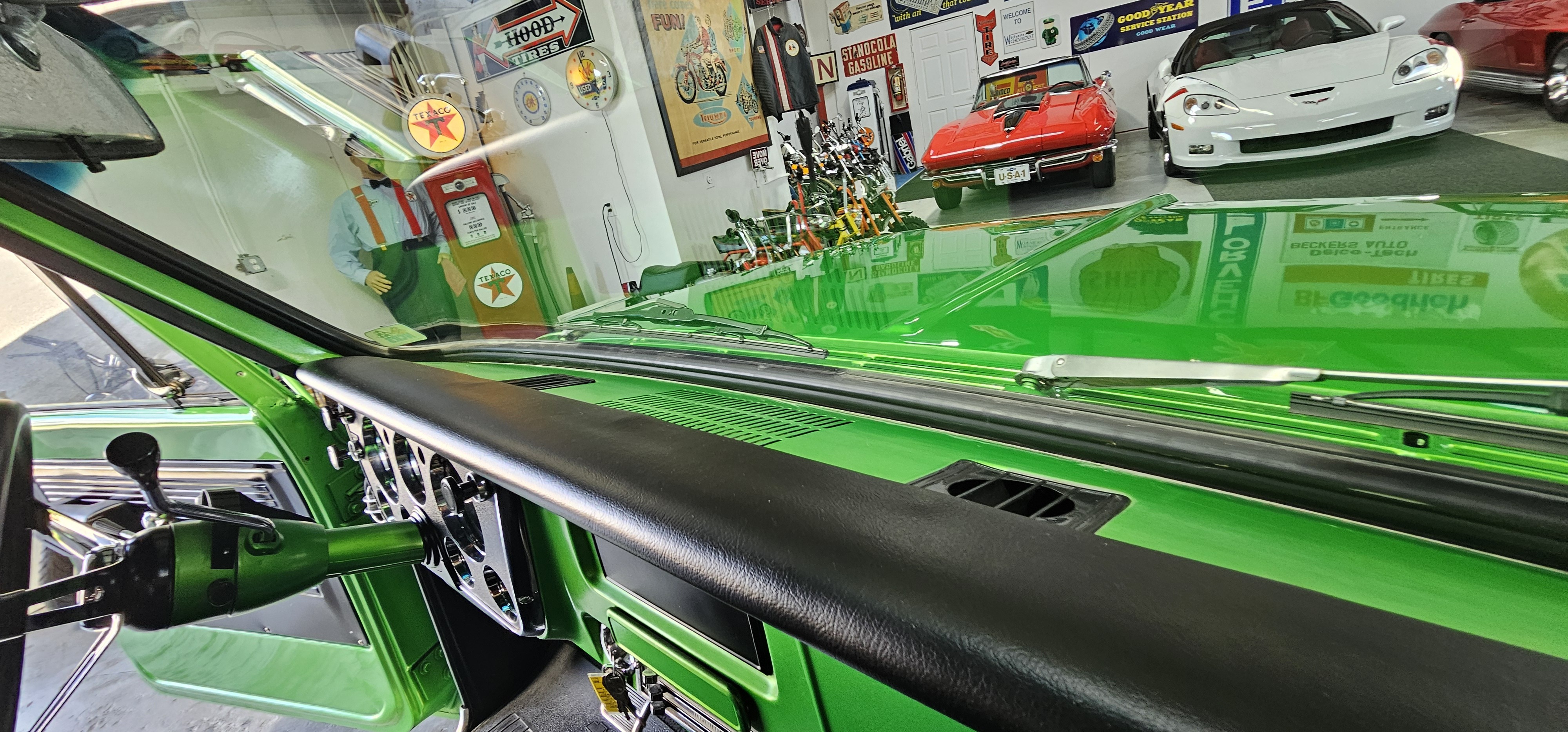 1968 CHEVROLET C-10 TRUCK 70