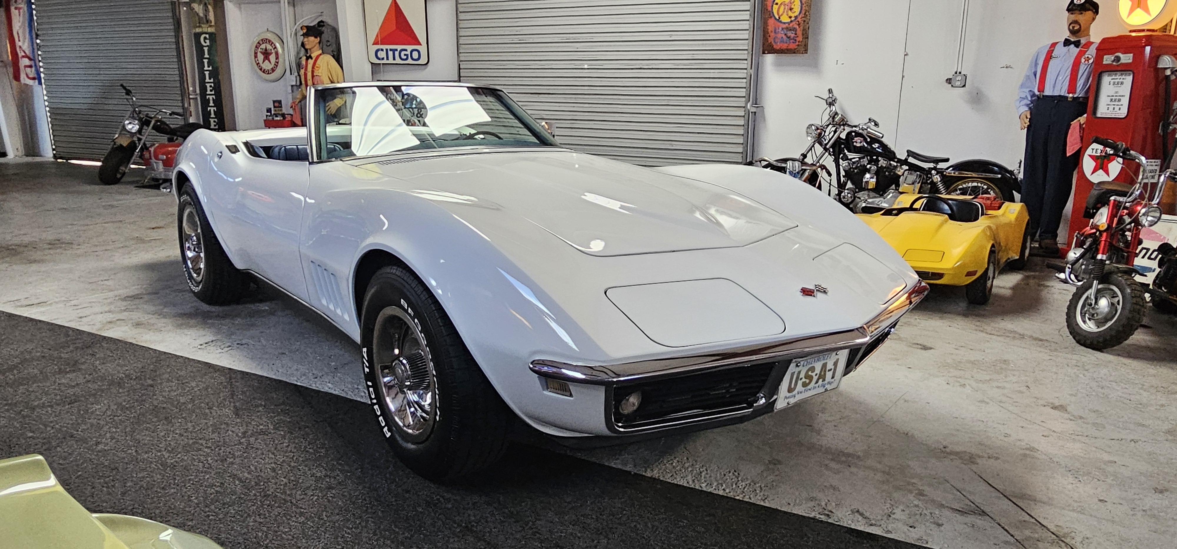 1968 CHEVROLET CORVETTE STINGRAY 10