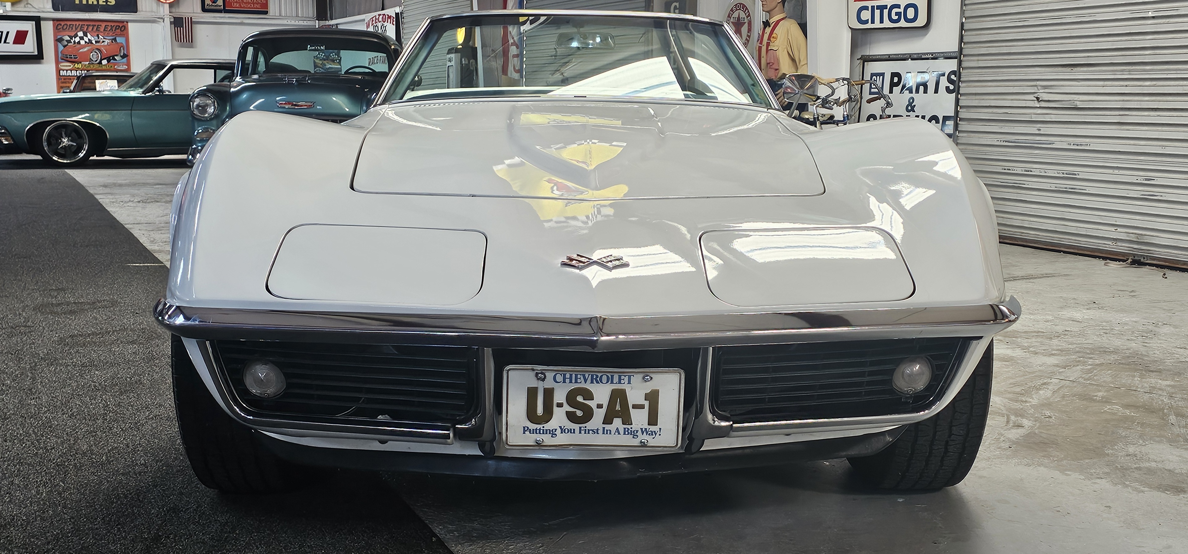 1968 CHEVROLET CORVETTE STINGRAY 12