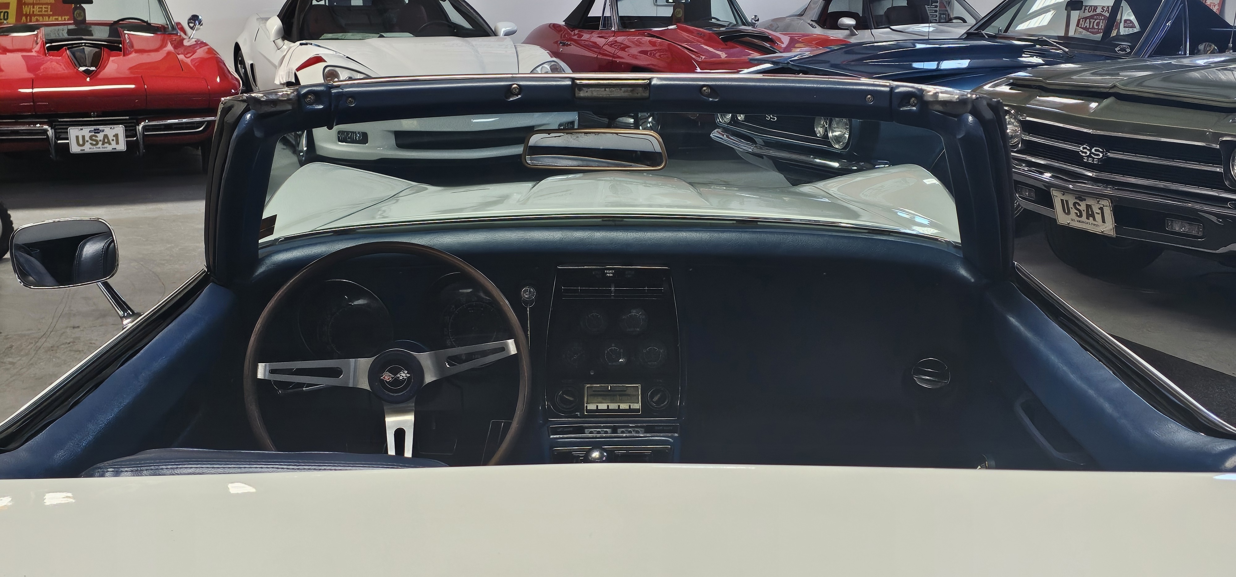 1968 CHEVROLET CORVETTE STINGRAY 18