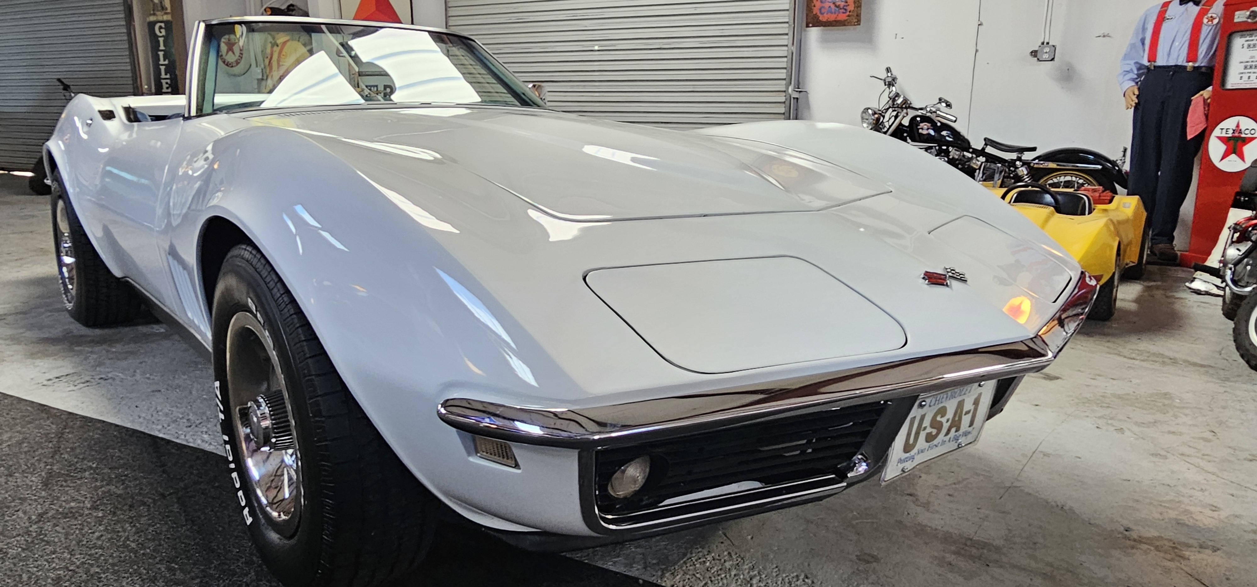 1968 CHEVROLET CORVETTE STINGRAY 24