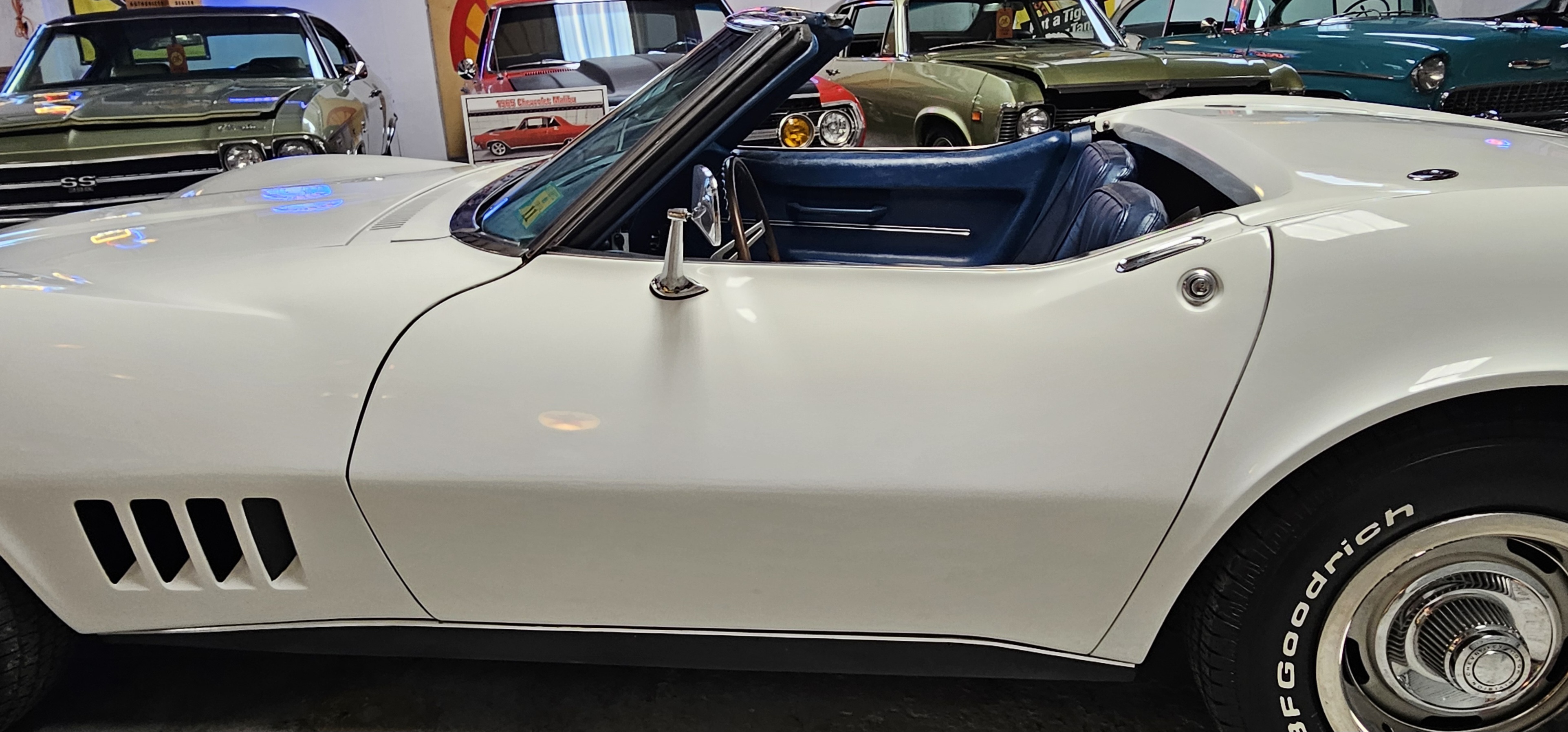 1968 CHEVROLET CORVETTE STINGRAY 27