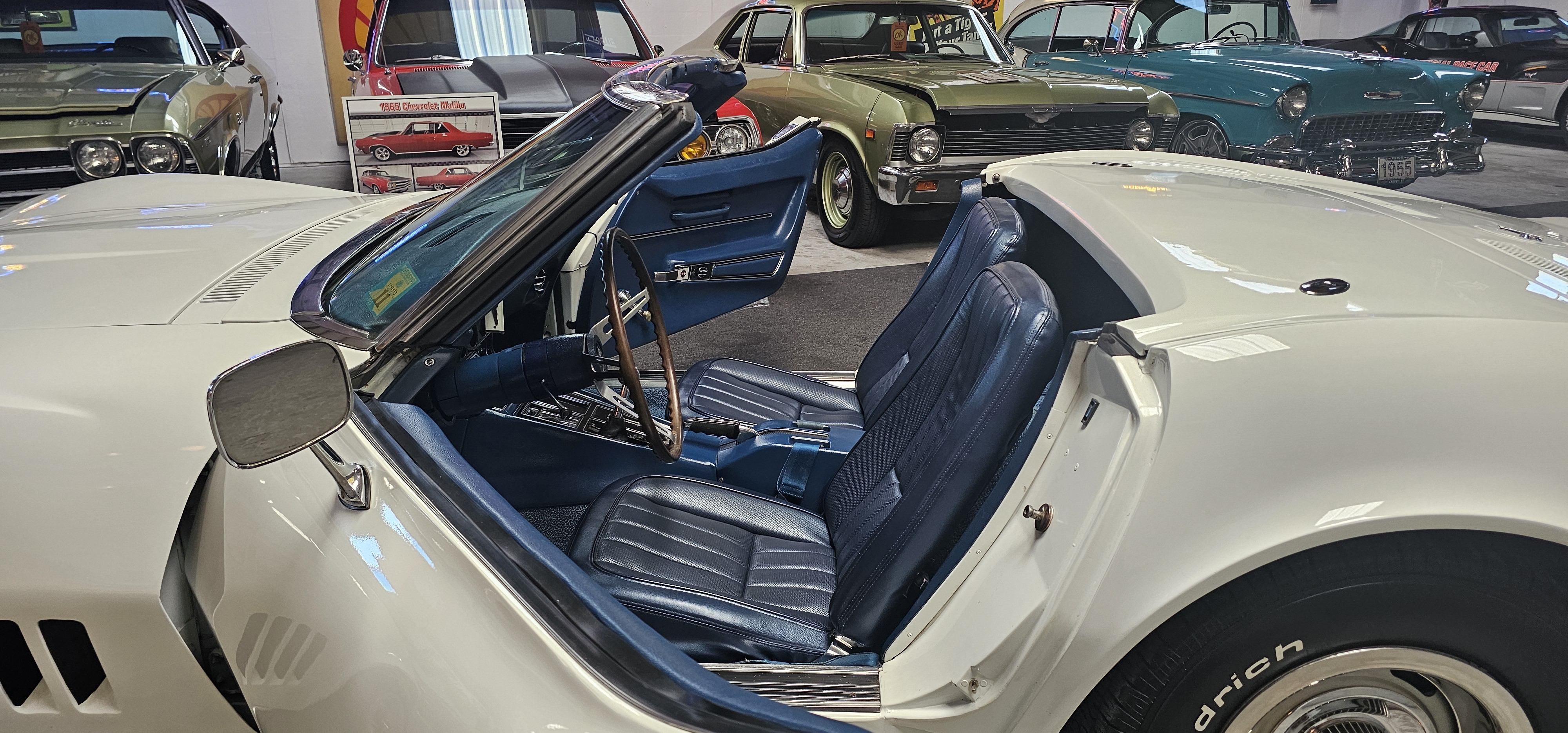 1968 CHEVROLET CORVETTE STINGRAY 43