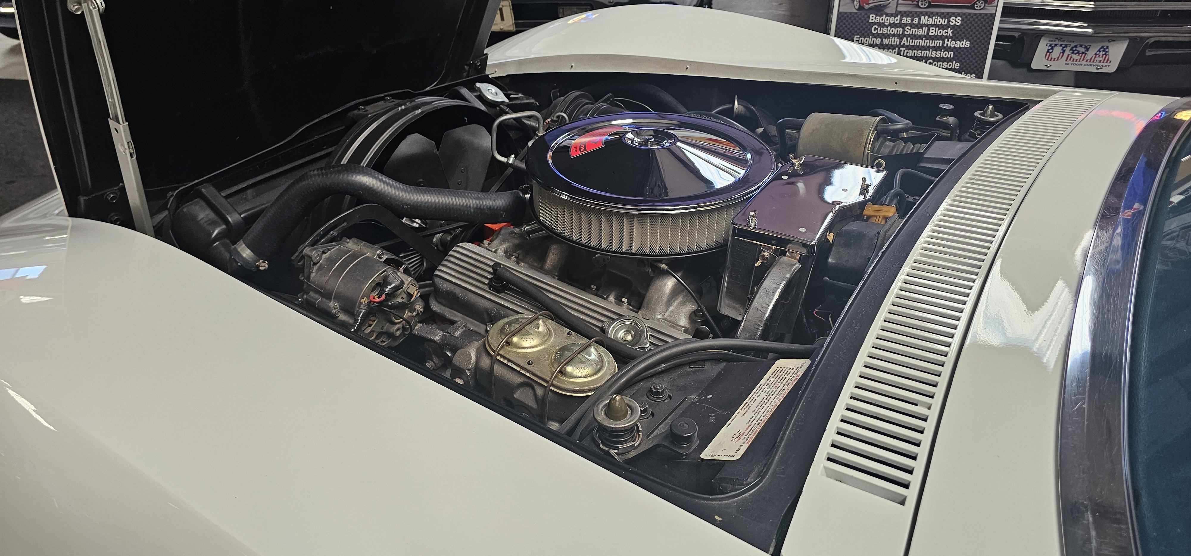1968 CHEVROLET CORVETTE STINGRAY 57