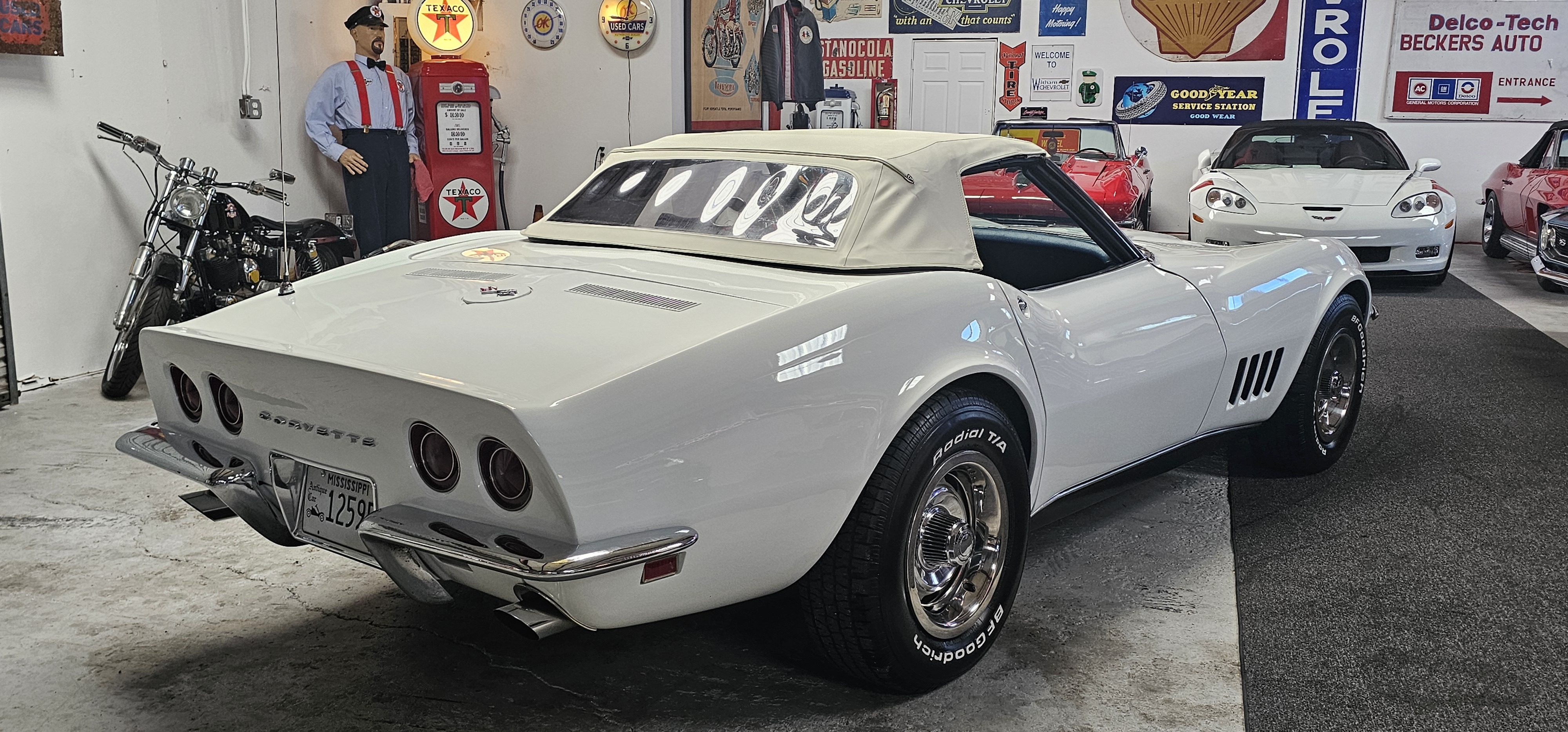 1968 CHEVROLET CORVETTE STINGRAY 68