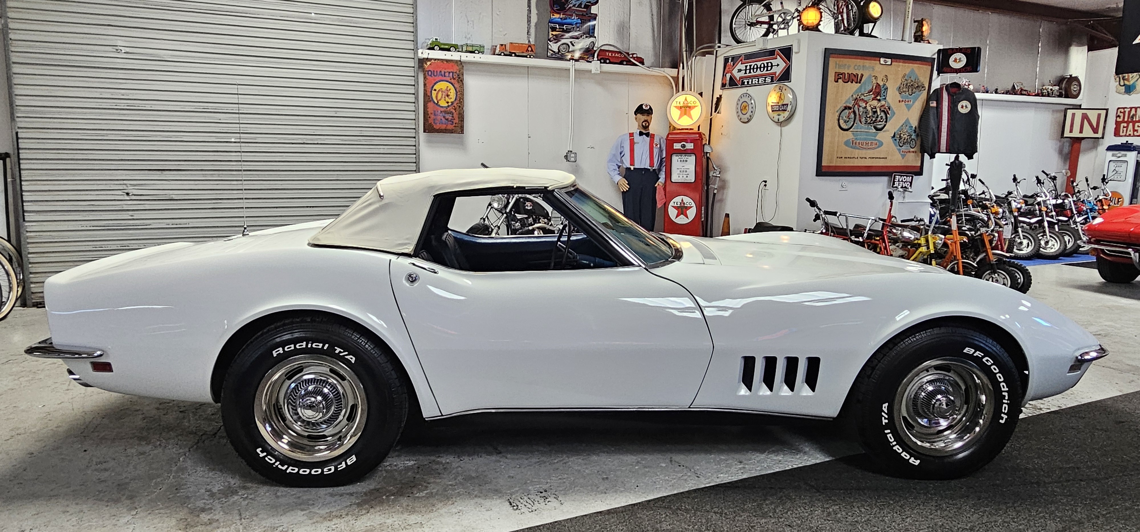 1968 CHEVROLET CORVETTE STINGRAY 69