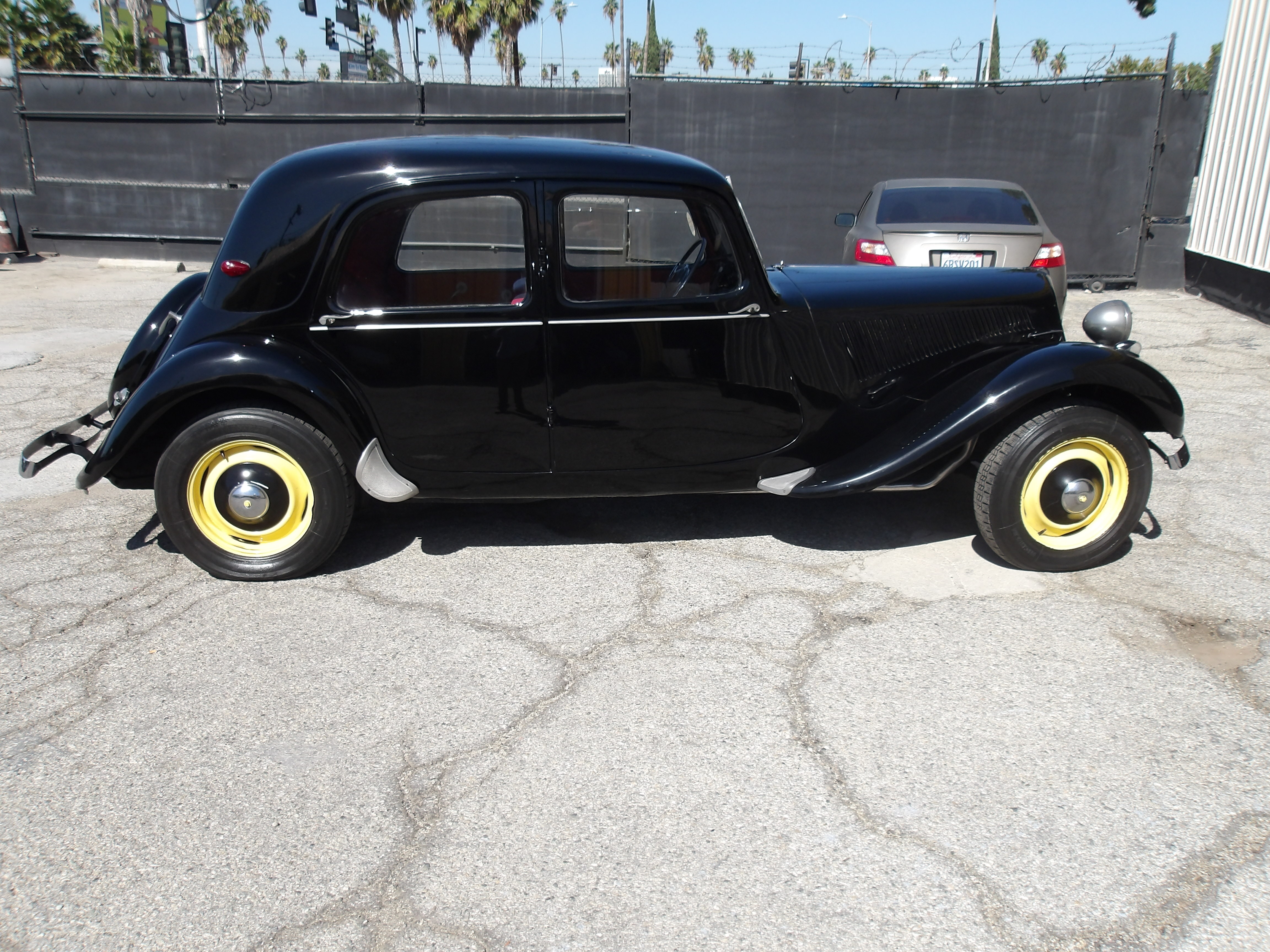 1949 Citroen Traction Avant 2
